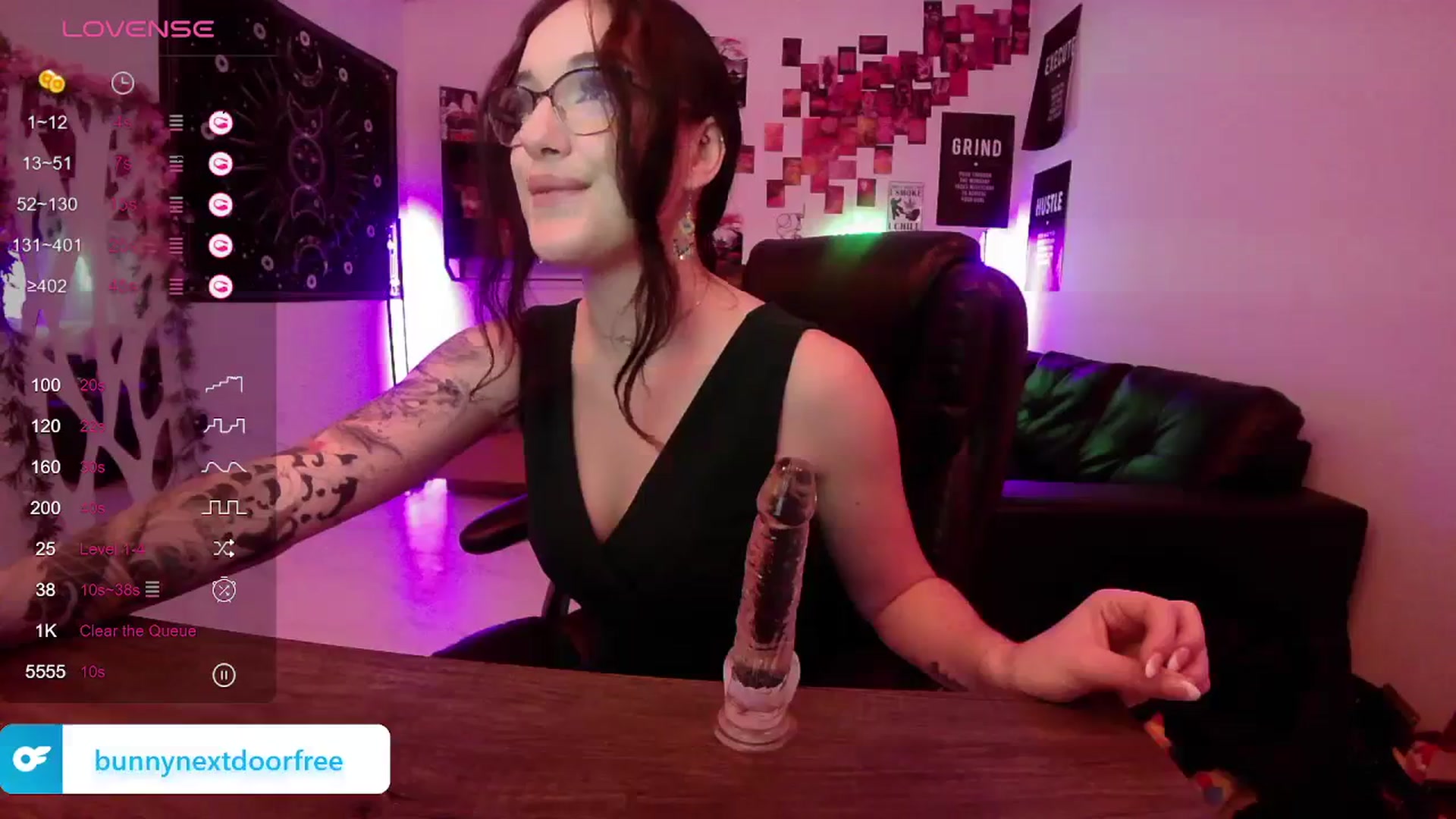 Gallery image thumbnail from BunnyNextDoor's myfreecams stream on, 01/05/2024, 17:11 image 12 of 20