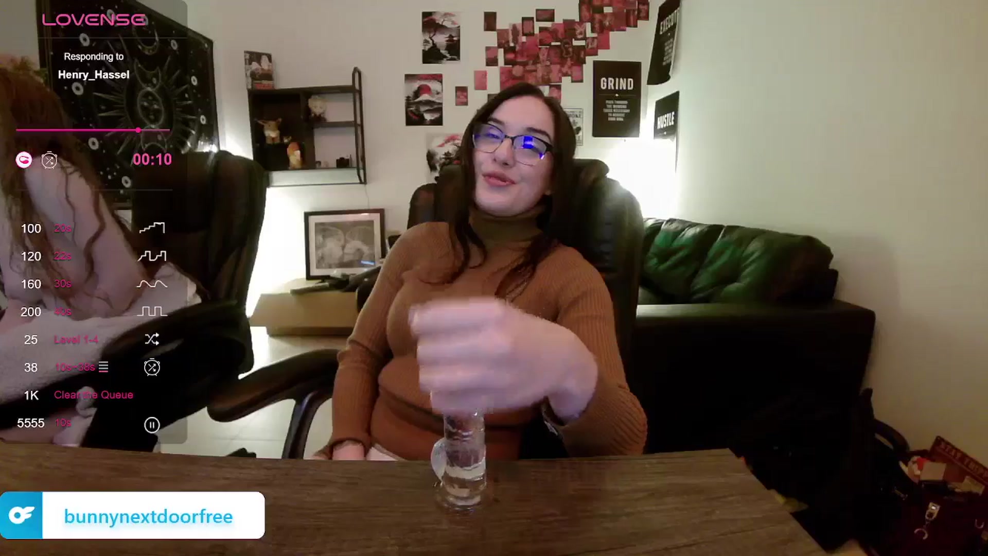Gallery image thumbnail from BunnyNextDoor's myfreecams stream on, 01/10/2024, 18:49 image 19 of 20