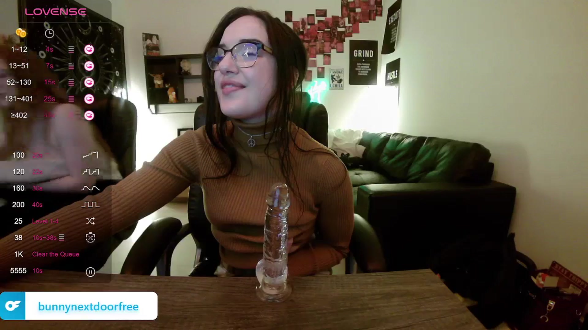 Gallery image thumbnail from BunnyNextDoor's myfreecams stream on, 01/10/2024, 19:02 image 3 of 20
