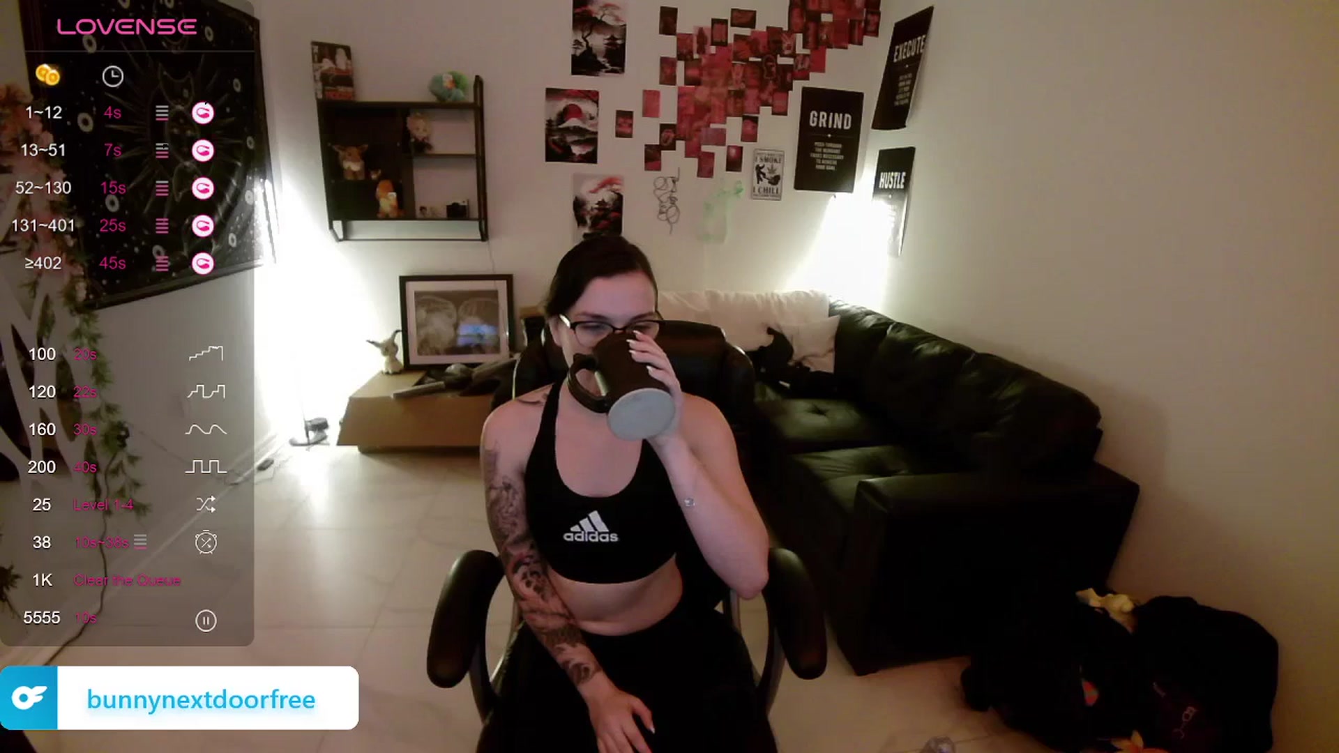 Gallery image thumbnail from BunnyNextDoor's myfreecams stream on, 01/12/2024, 15:32 image 8 of 20