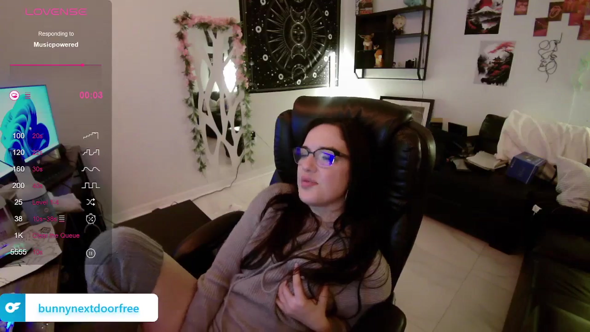 Gallery image thumbnail from BunnyNextDoor's myfreecams stream on, 01/15/2024, 19:43 image 19 of 20