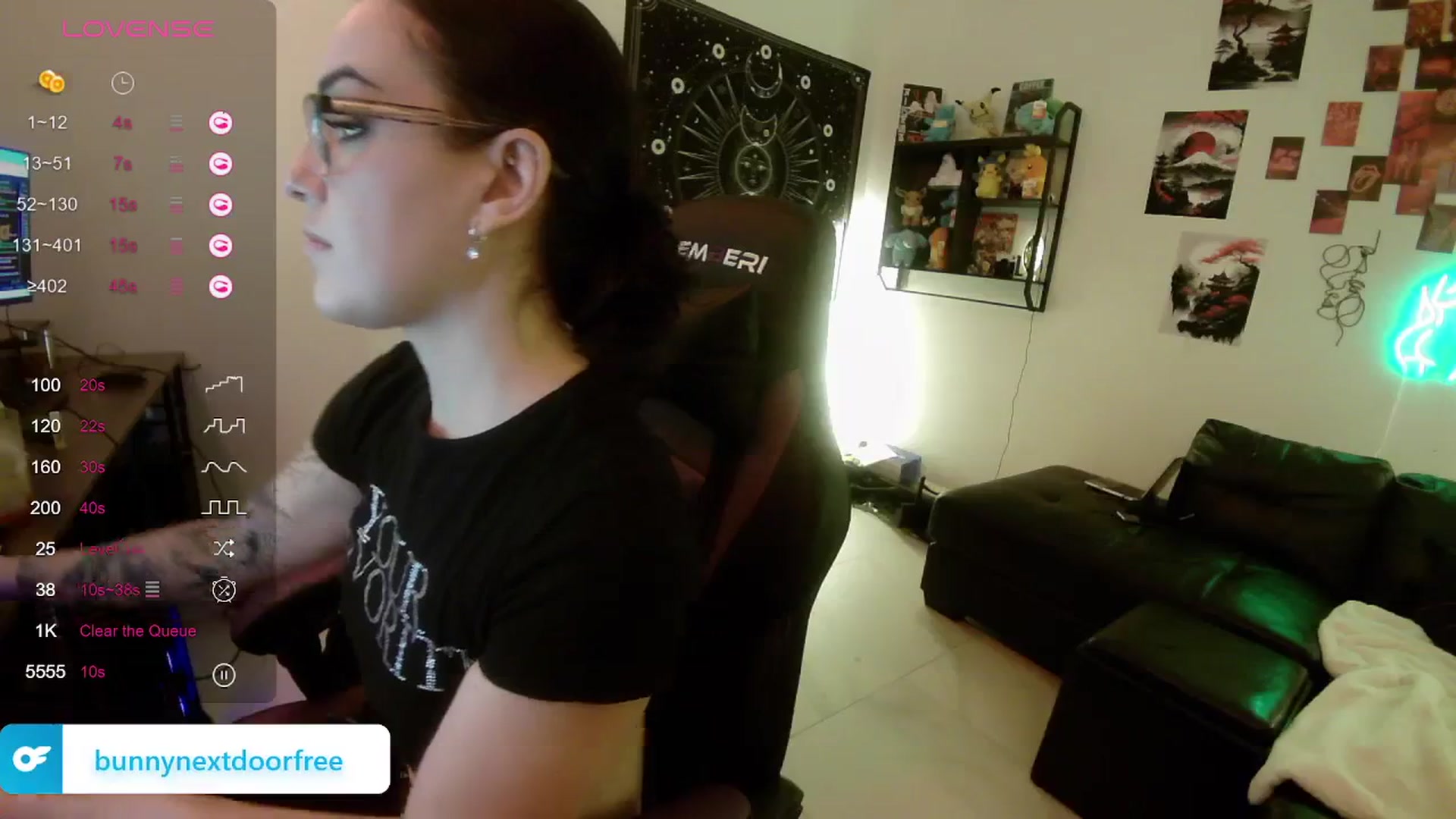 Gallery image thumbnail from BunnyNextDoor's myfreecams stream on, 01/17/2024, 18:31 image 3 of 20