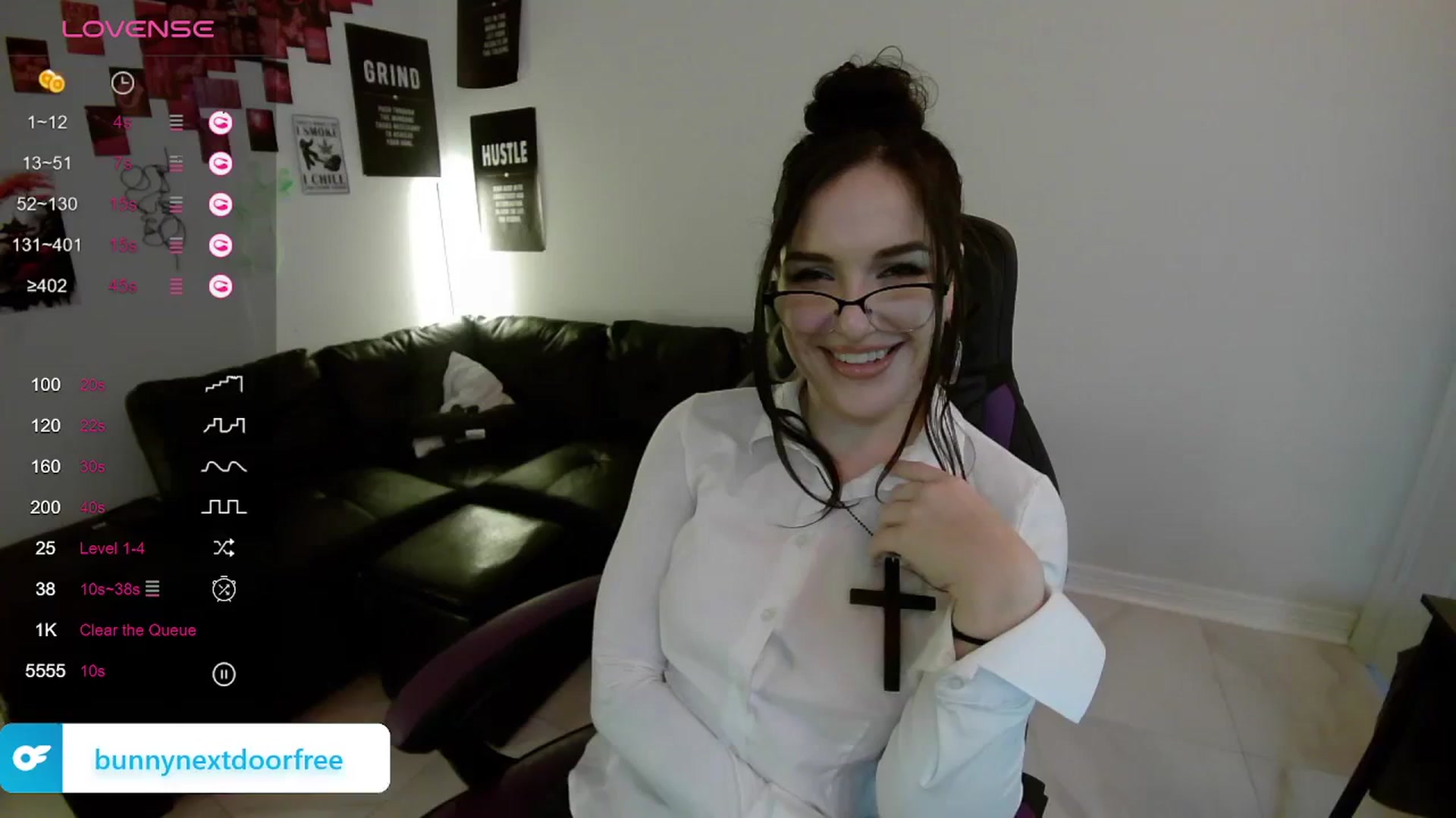 Gallery image thumbnail from BunnyNextDoor's myfreecams stream on, 01/19/2024, 17:28 image 14 of 20