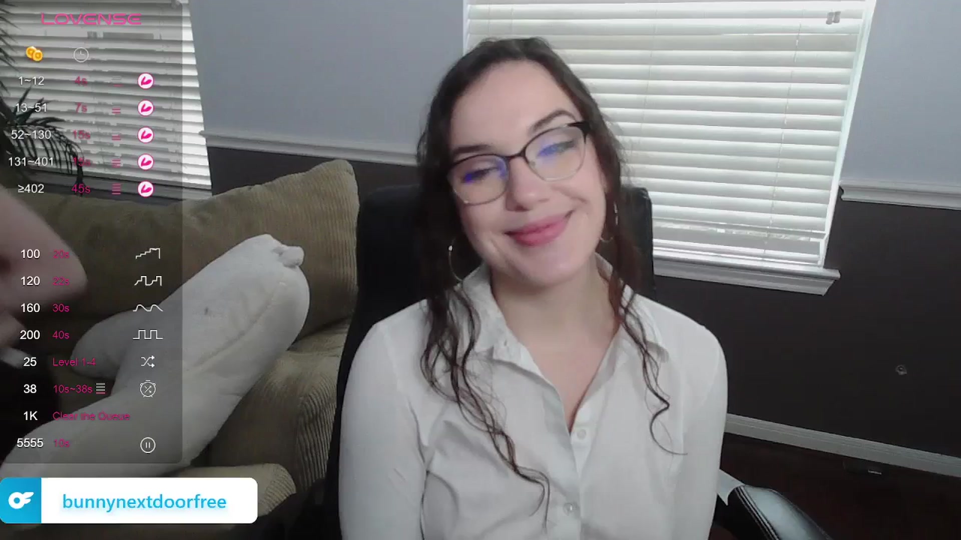 Gallery image thumbnail from BunnyNextDoor's myfreecams stream on, 01/23/2024, 16:40 image 11 of 20