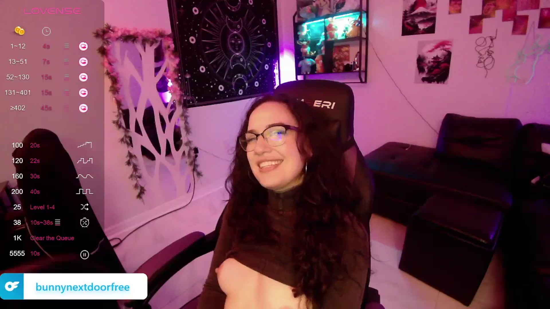 Gallery image thumbnail from BunnyNextDoor's myfreecams stream on, 02/02/2024, 18:32 image 9 of 20