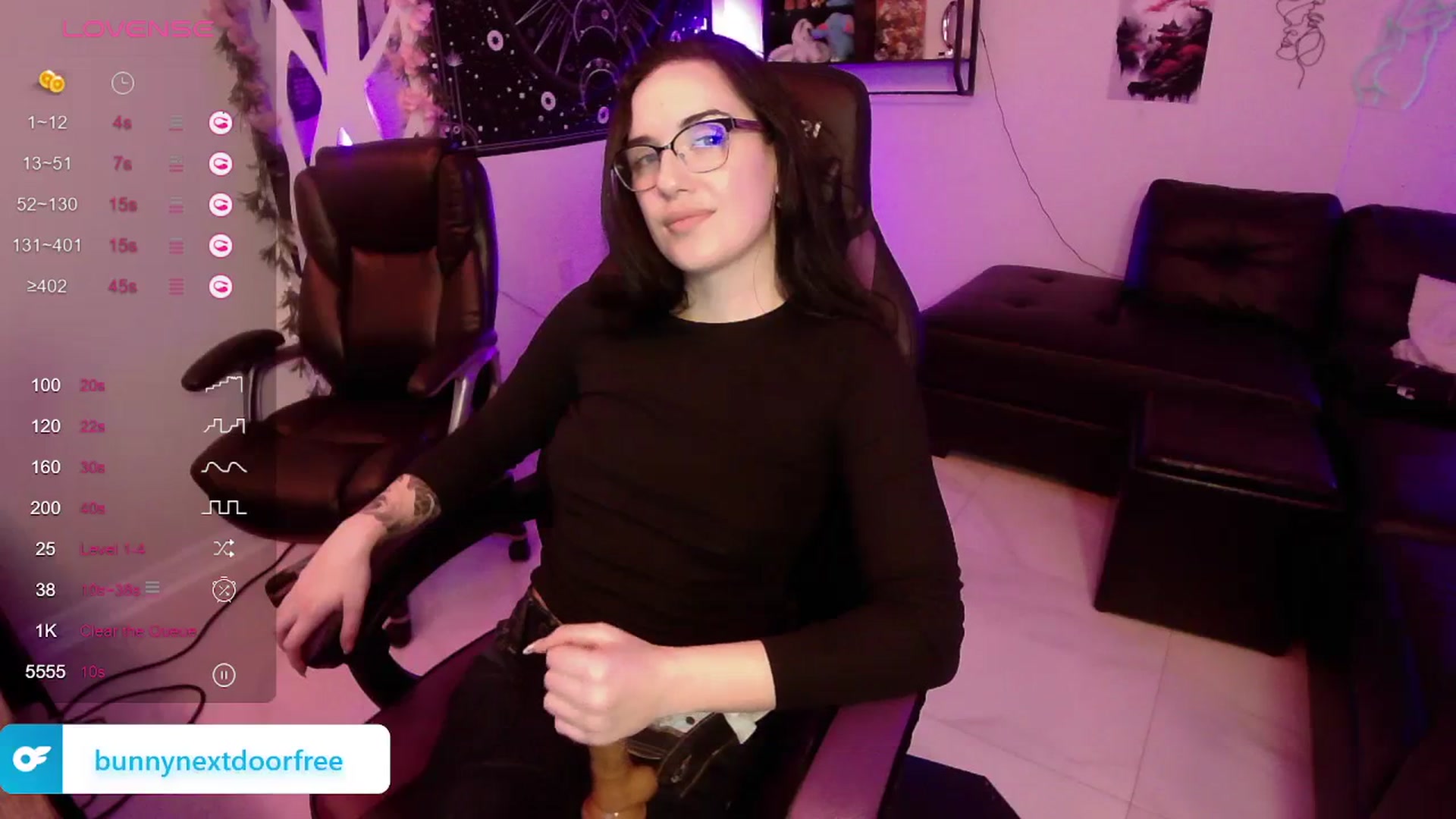 Gallery image thumbnail from BunnyNextDoor's myfreecams stream on, 02/14/2024, 24:01 image 12 of 20