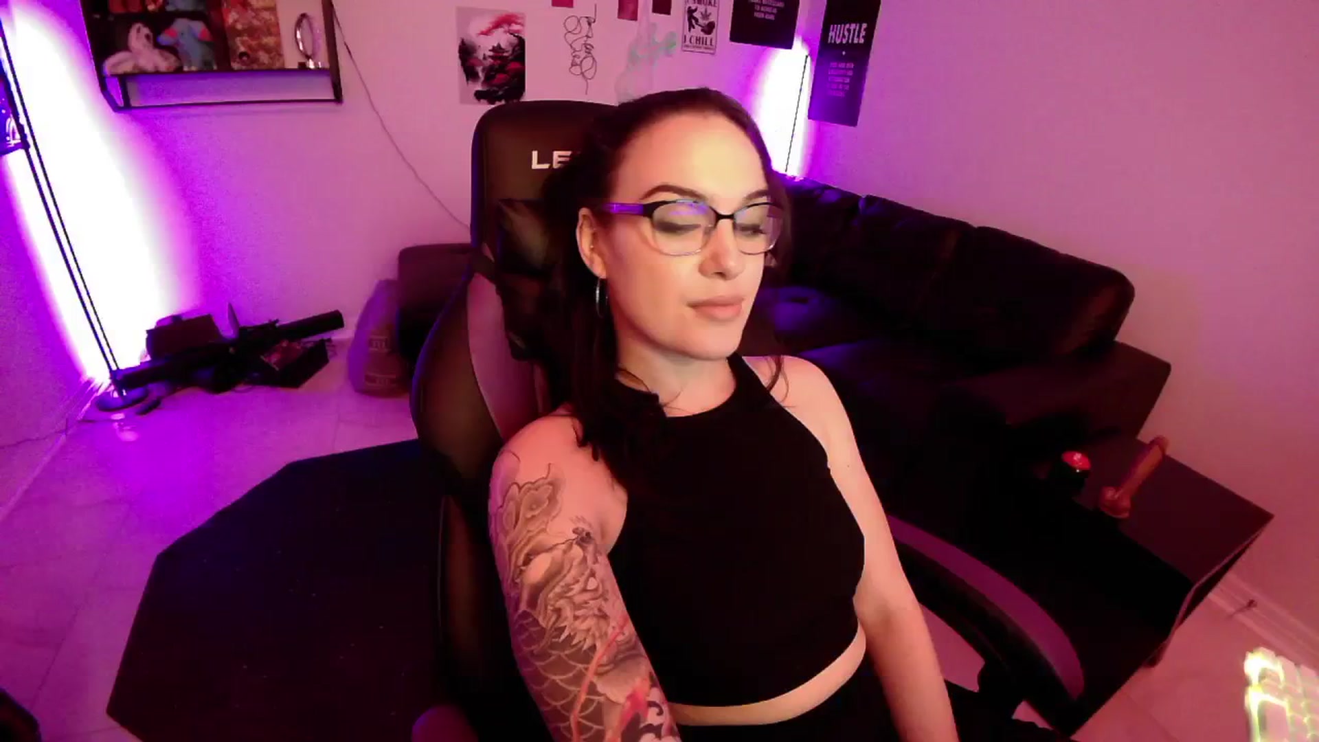 Gallery image thumbnail from BunnyNextDoor's myfreecams stream on, 02/22/2024, 22:29 image 1 of 20