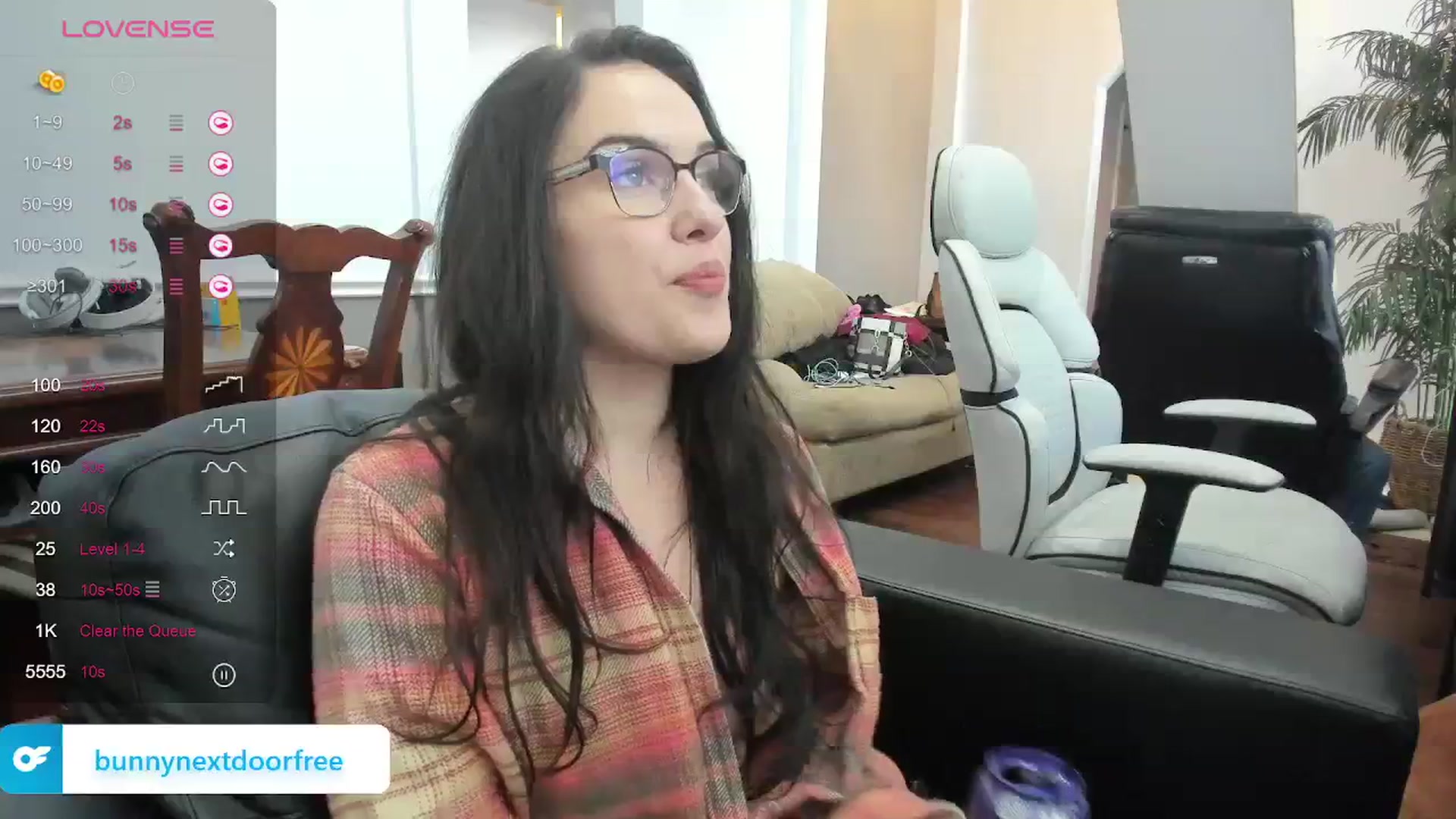 Gallery image thumbnail from BunnyNextDoor's myfreecams stream on, 02/29/2024, 17:32 image 11 of 20
