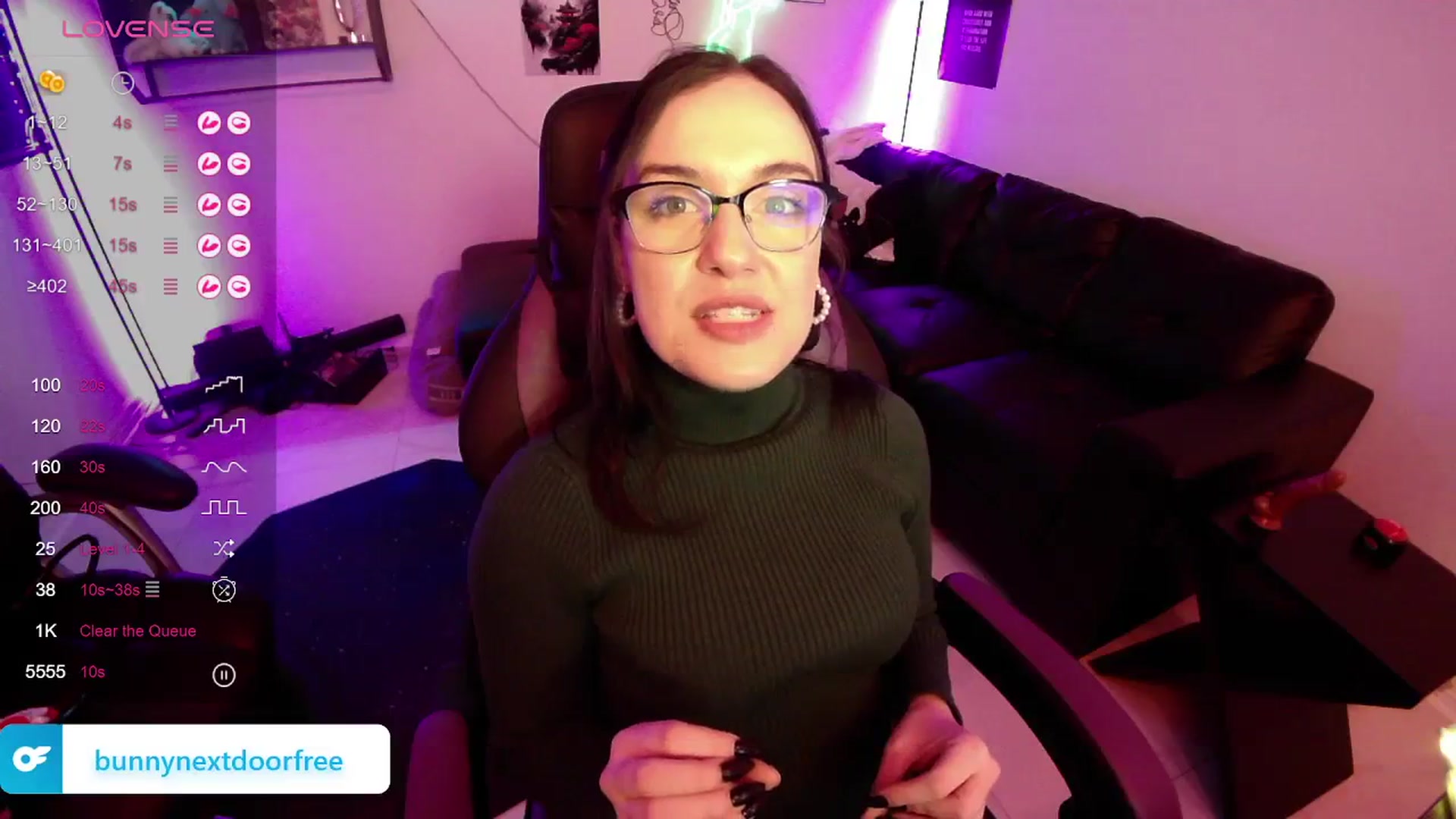 Gallery image thumbnail from BunnyNextDoor's myfreecams stream on, 03/01/2024, 18:25 image 6 of 20