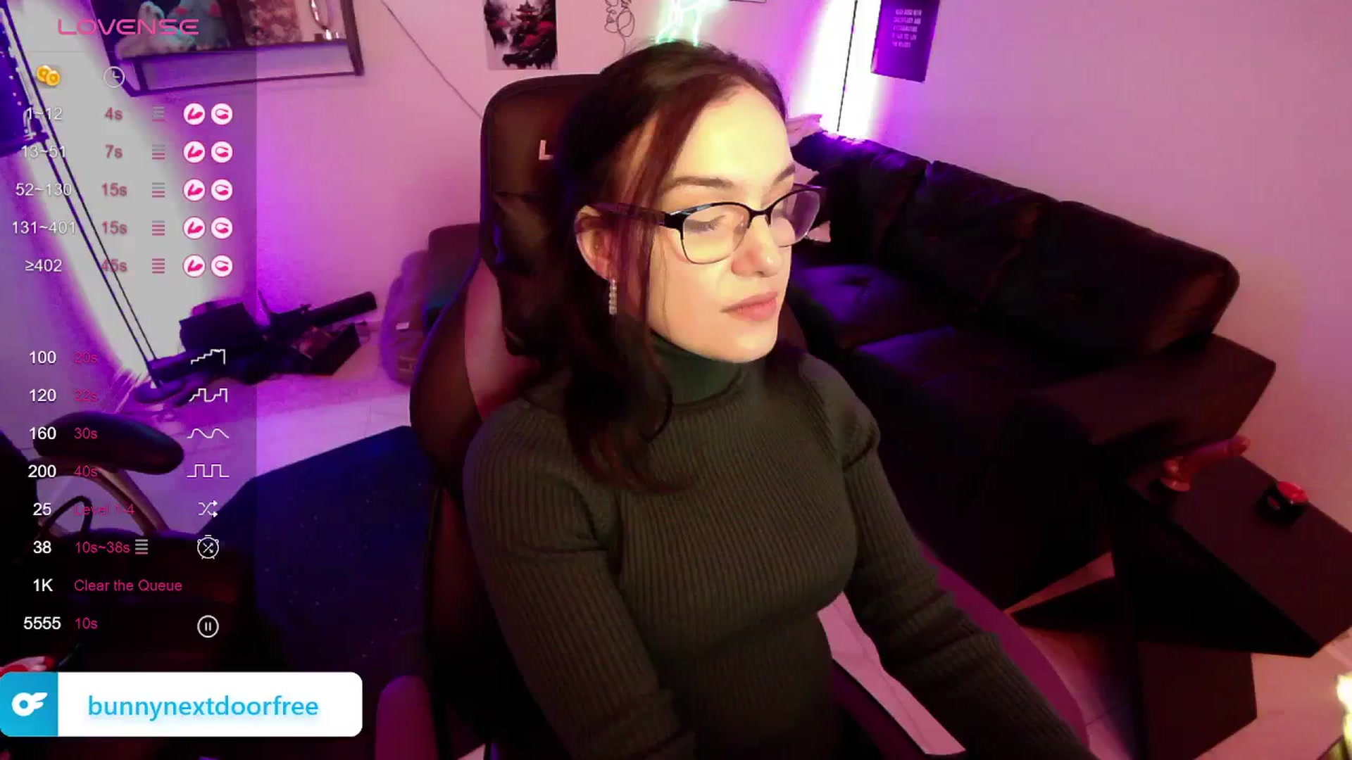 Gallery image thumbnail from BunnyNextDoor's myfreecams stream on, 03/01/2024, 18:25 image 9 of 20