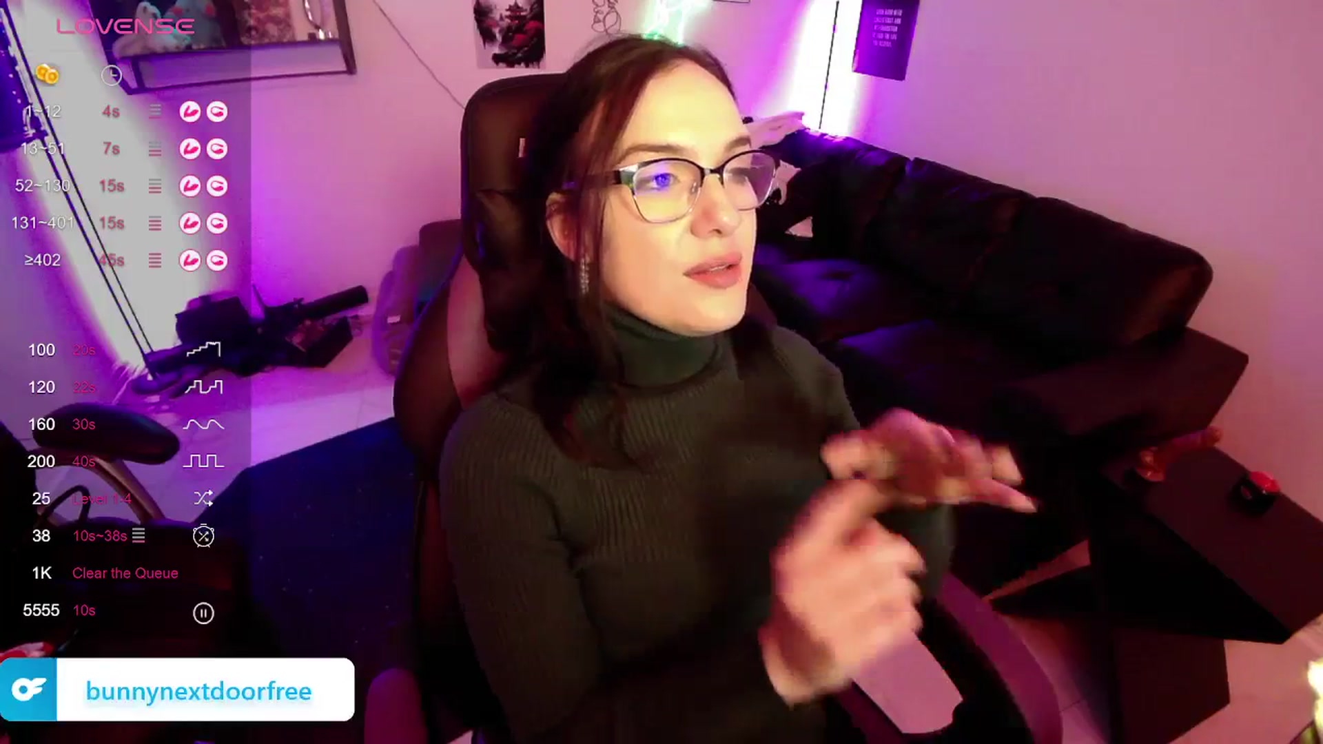 Gallery image thumbnail from BunnyNextDoor's myfreecams stream on, 03/01/2024, 18:25 image 4 of 20