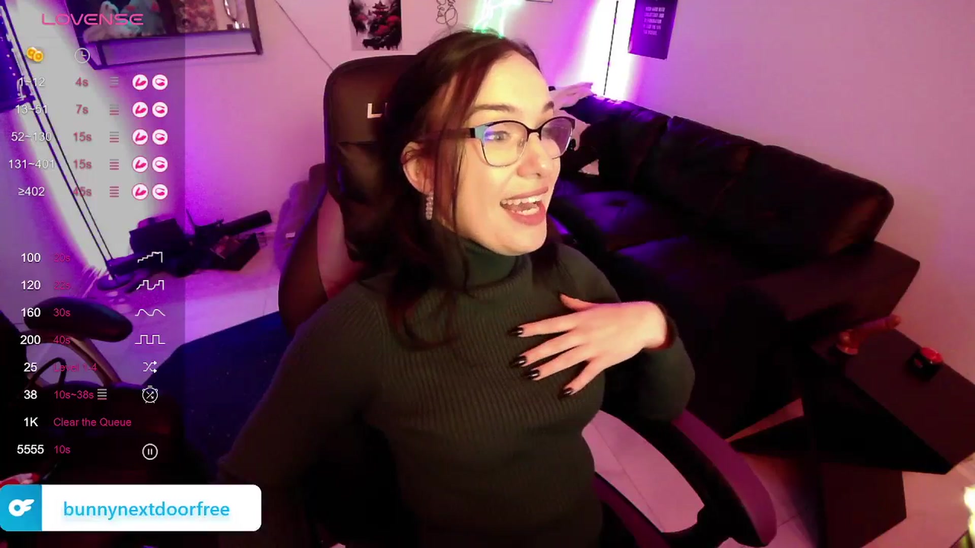 Gallery image thumbnail from BunnyNextDoor's myfreecams stream on, 03/01/2024, 18:25 image 3 of 20