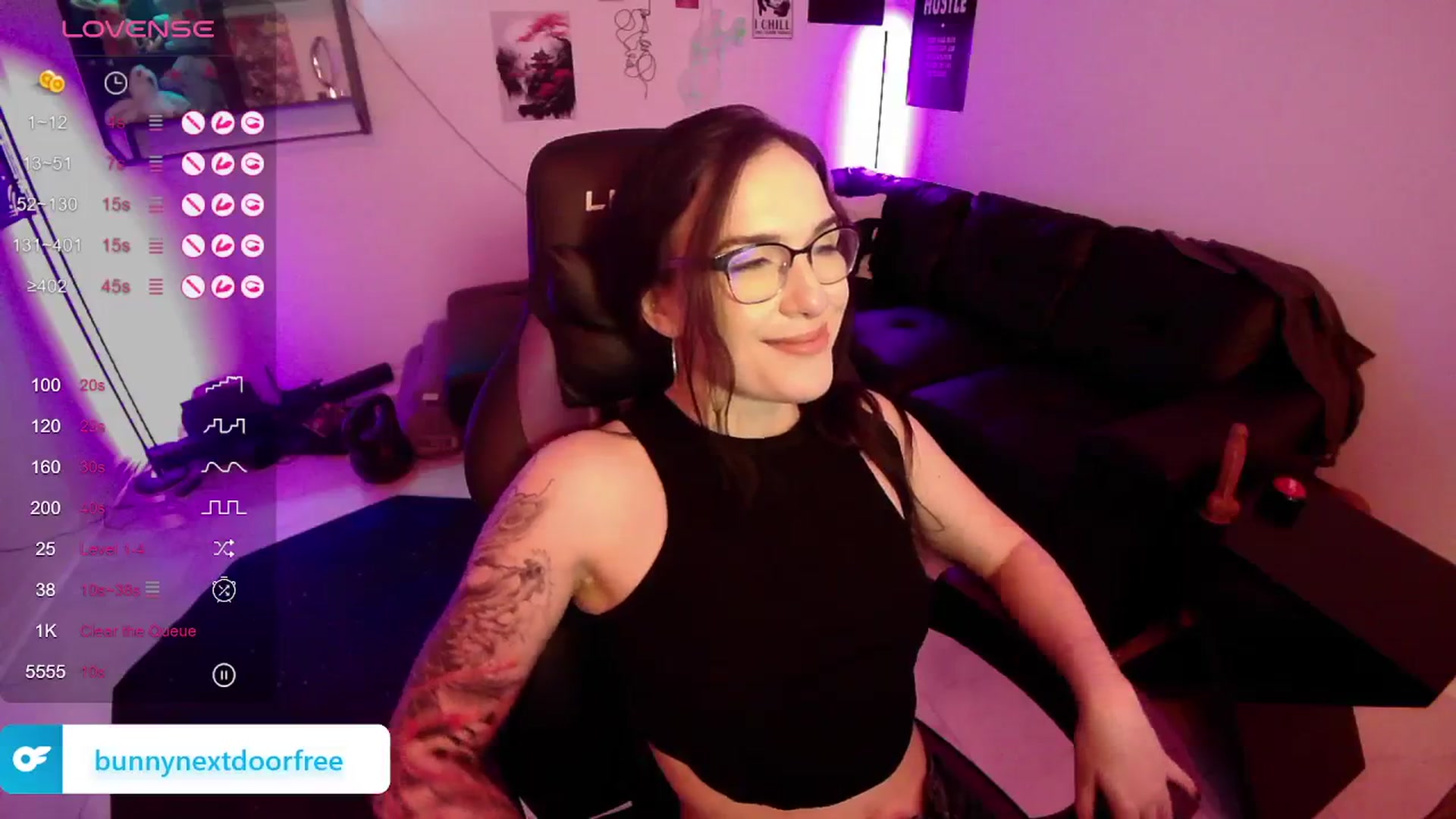 Gallery image thumbnail from BunnyNextDoor's myfreecams stream on, 03/03/2024, 18:11 image 15 of 20