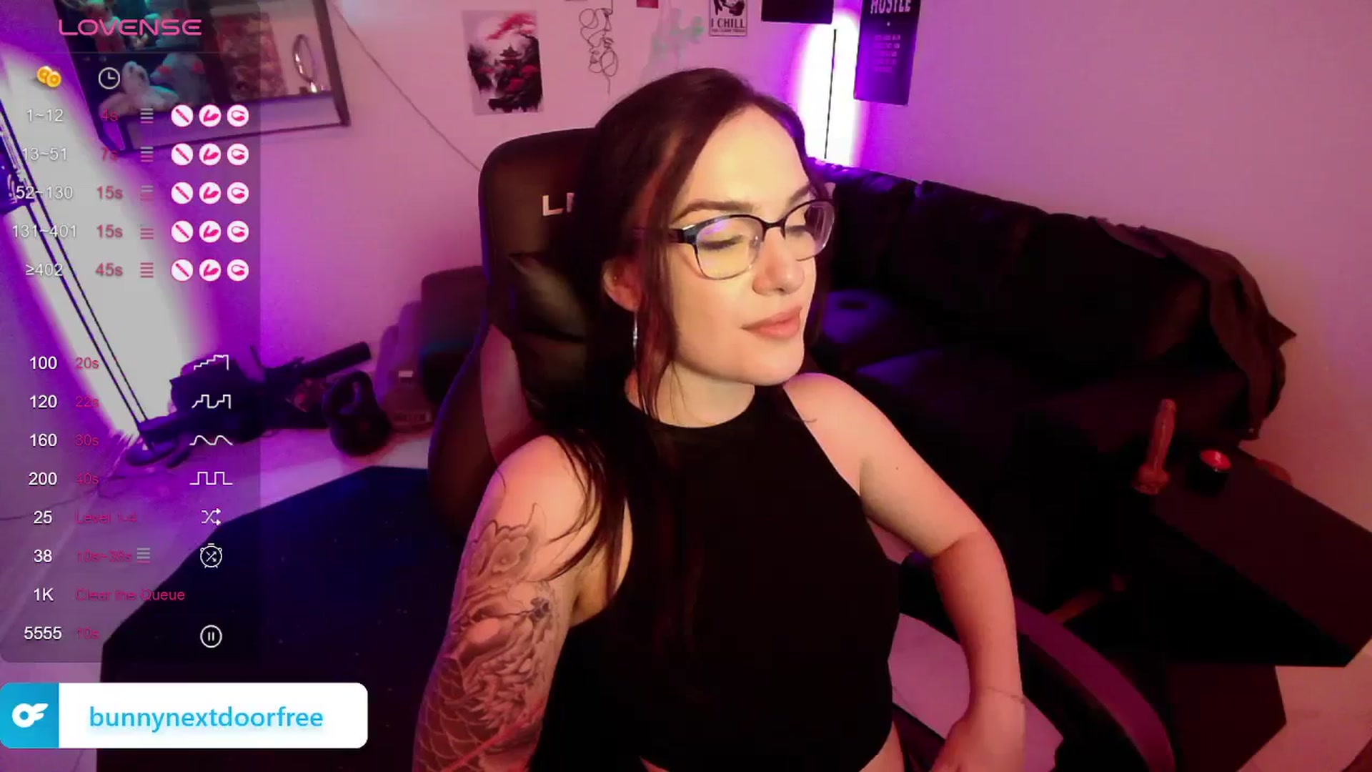 Gallery image thumbnail from BunnyNextDoor's myfreecams stream on, 03/03/2024, 18:11 image 16 of 20