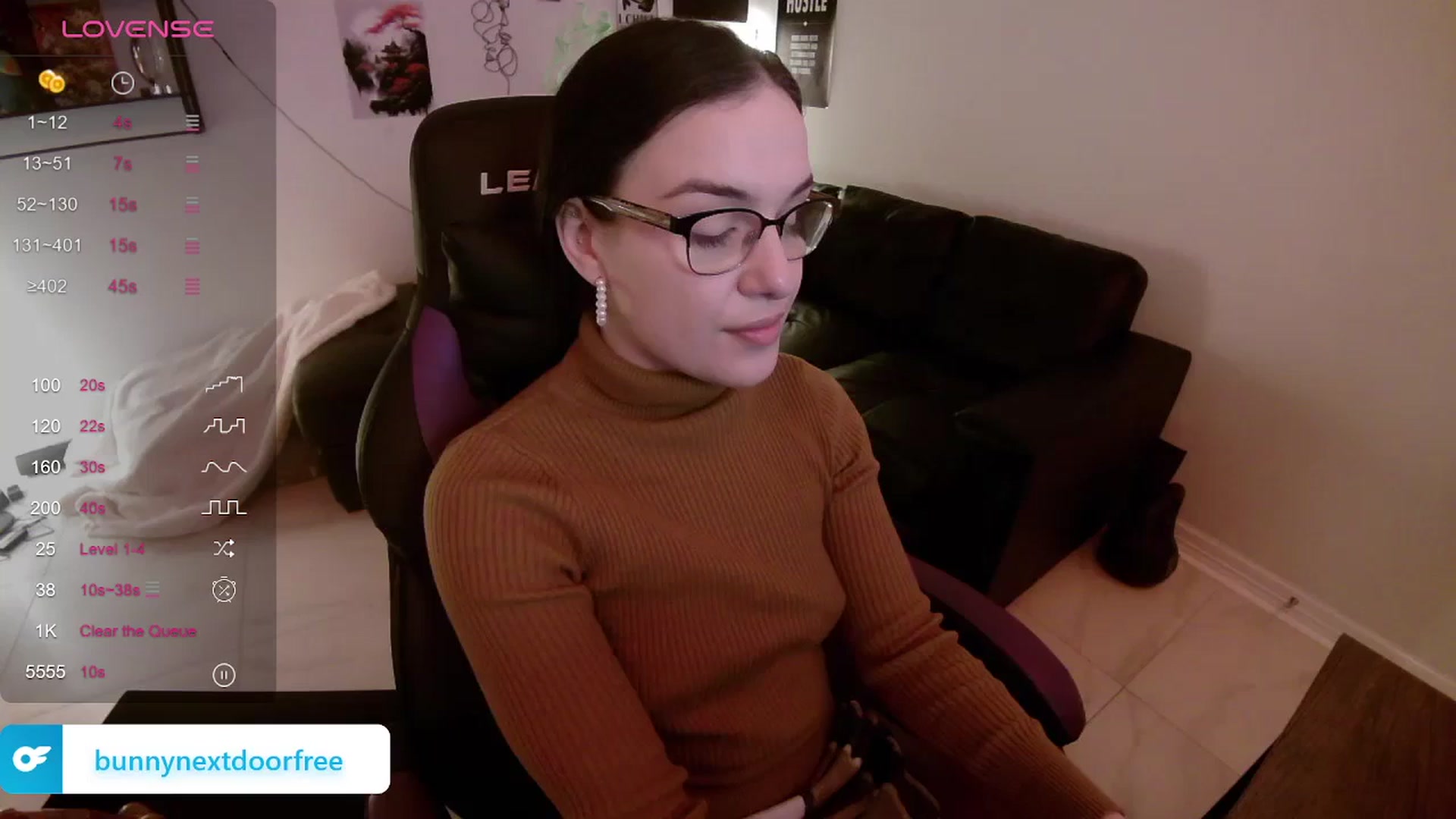 Gallery image thumbnail from BunnyNextDoor's myfreecams stream on, 03/07/2024, 14:29 image 4 of 20