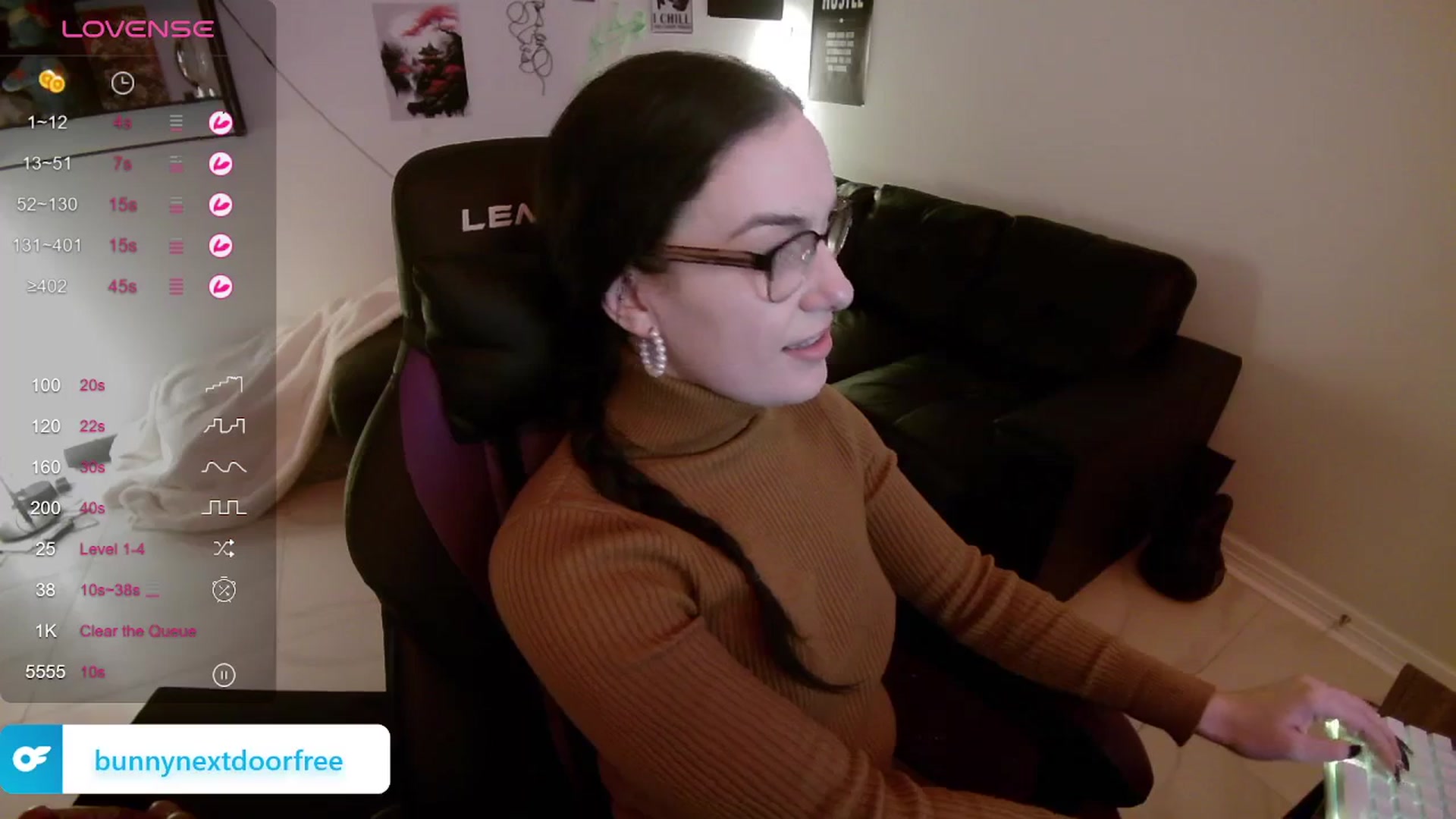 Gallery image thumbnail from BunnyNextDoor's myfreecams stream on, 03/07/2024, 14:29 image 7 of 20