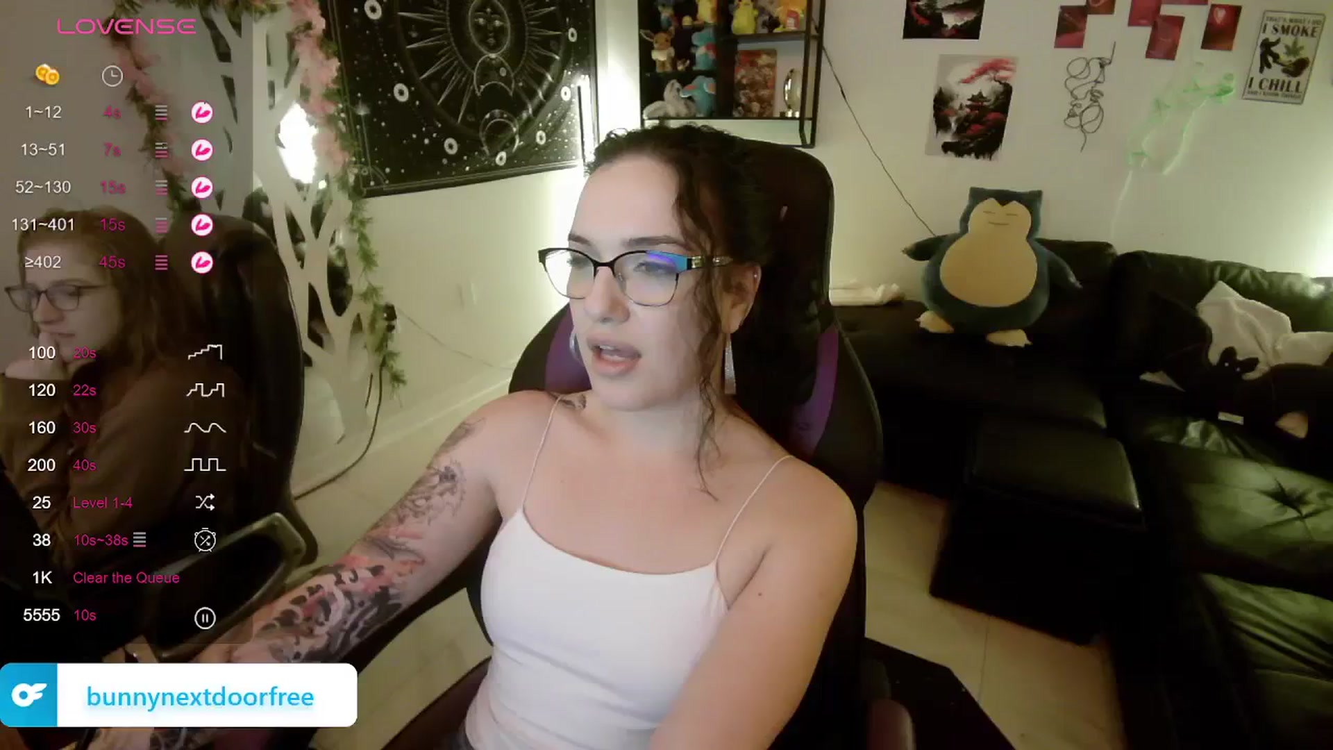 Gallery image thumbnail from BunnyNextDoor's myfreecams stream on, 03/08/2024, 18:36 image 15 of 20