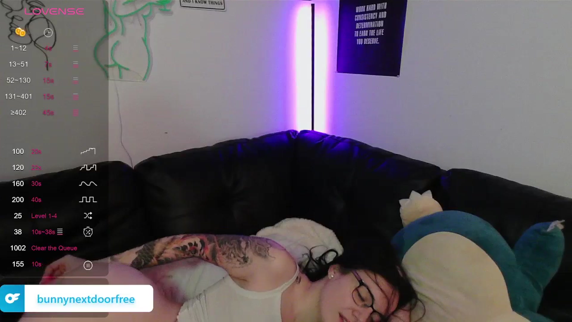 Gallery image thumbnail from BunnyNextDoor's myfreecams stream on, 03/19/2024, 18:26 image 13 of 20