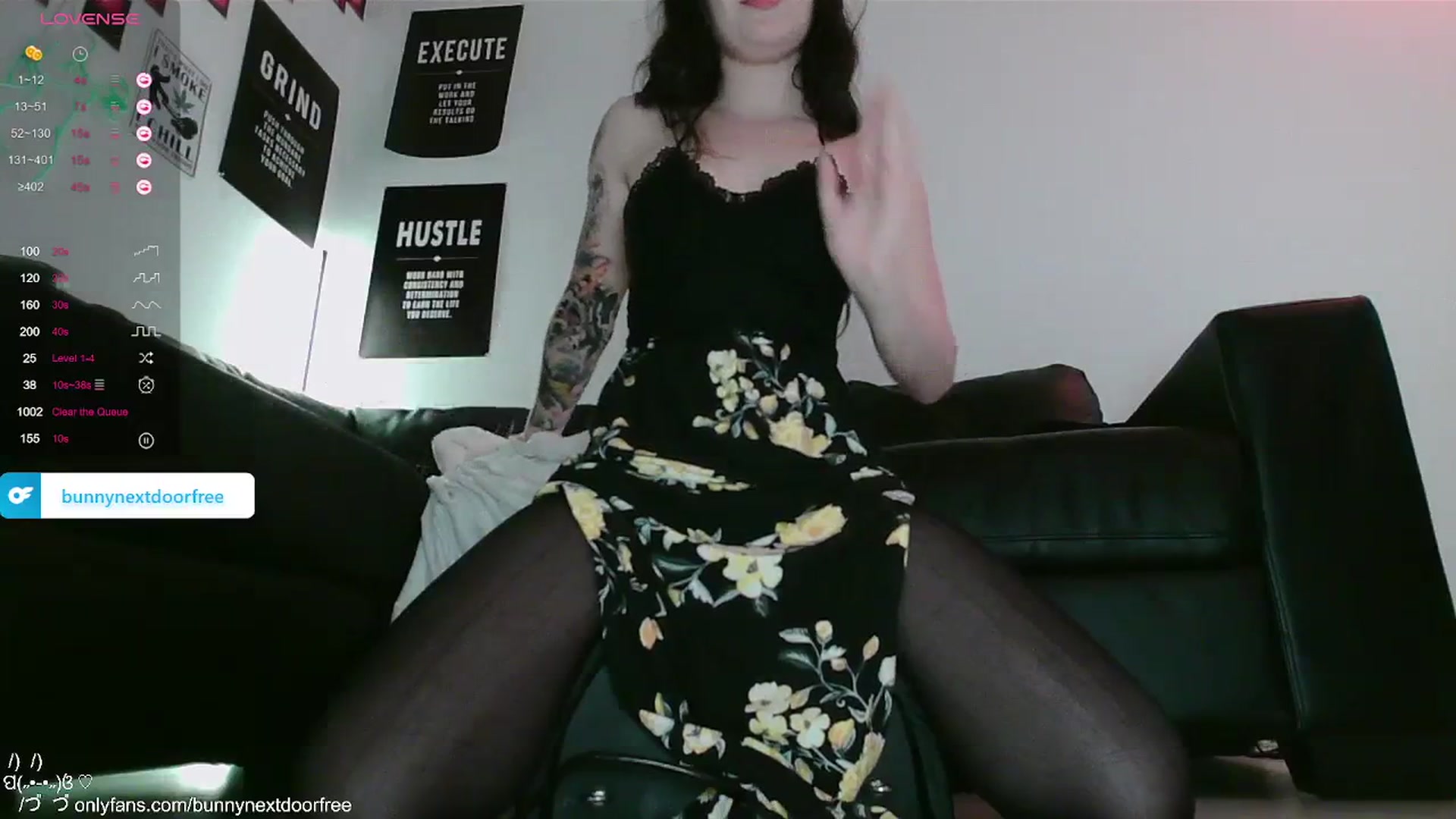 Gallery image thumbnail from BunnyNextDoor's myfreecams stream on, 03/25/2024, 15:35 image 7 of 20