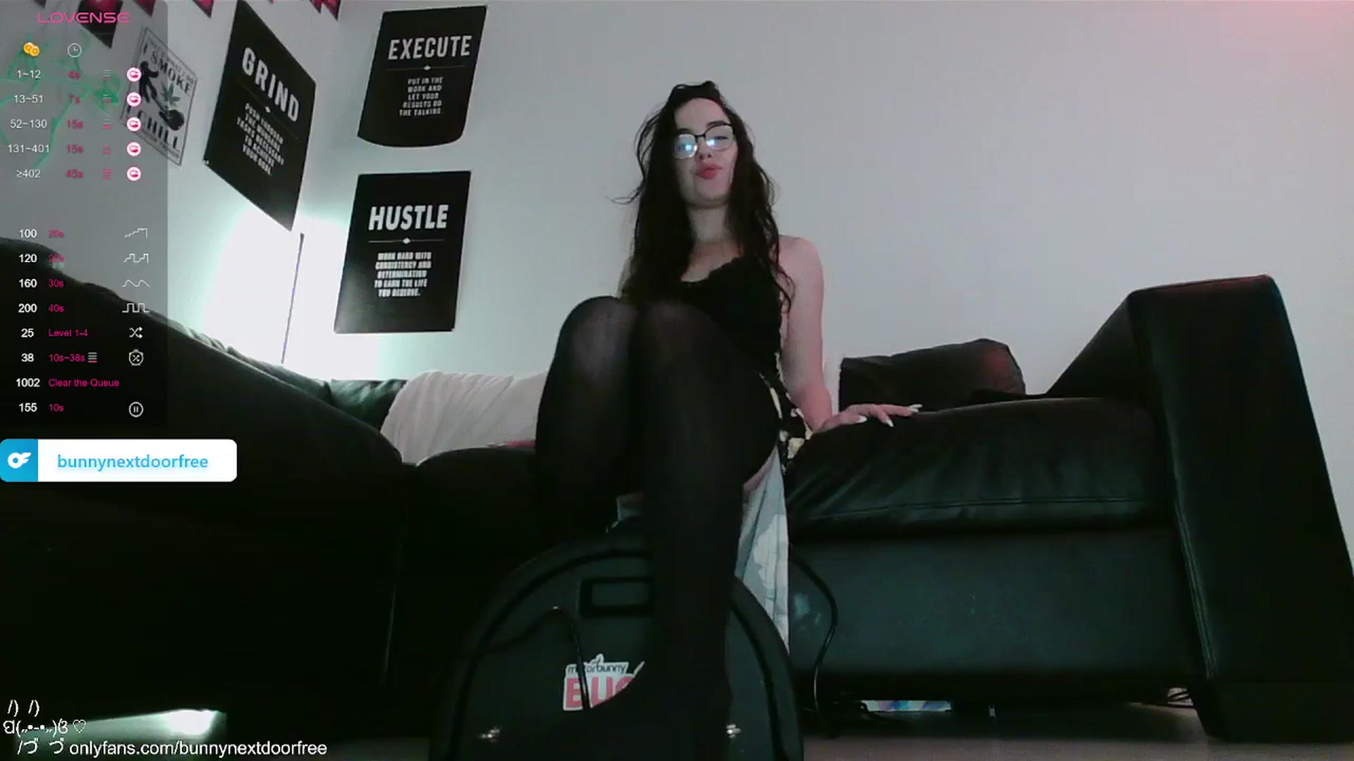 Gallery image thumbnail from BunnyNextDoor's myfreecams stream on, 03/25/2024, 15:35 image 13 of 20