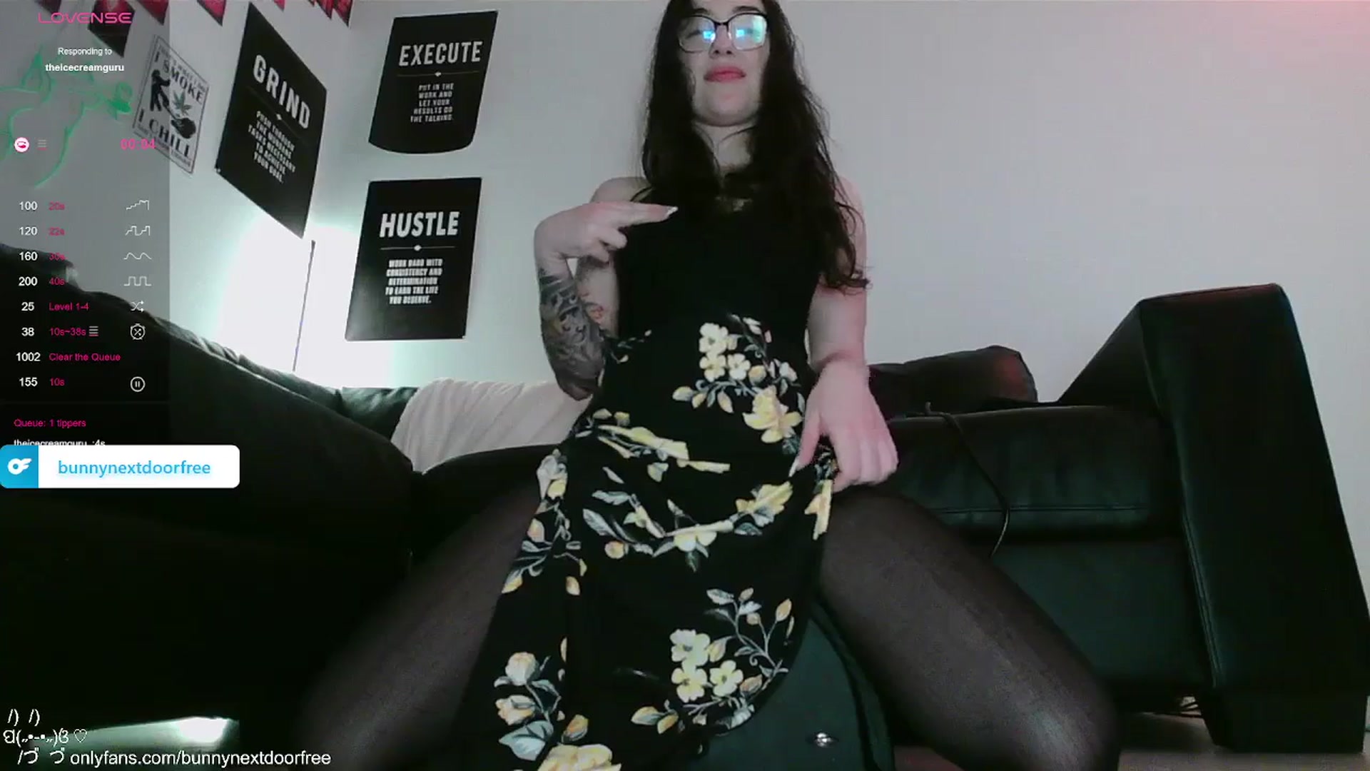 Gallery image thumbnail from BunnyNextDoor's myfreecams stream on, 03/25/2024, 15:35 image 17 of 20