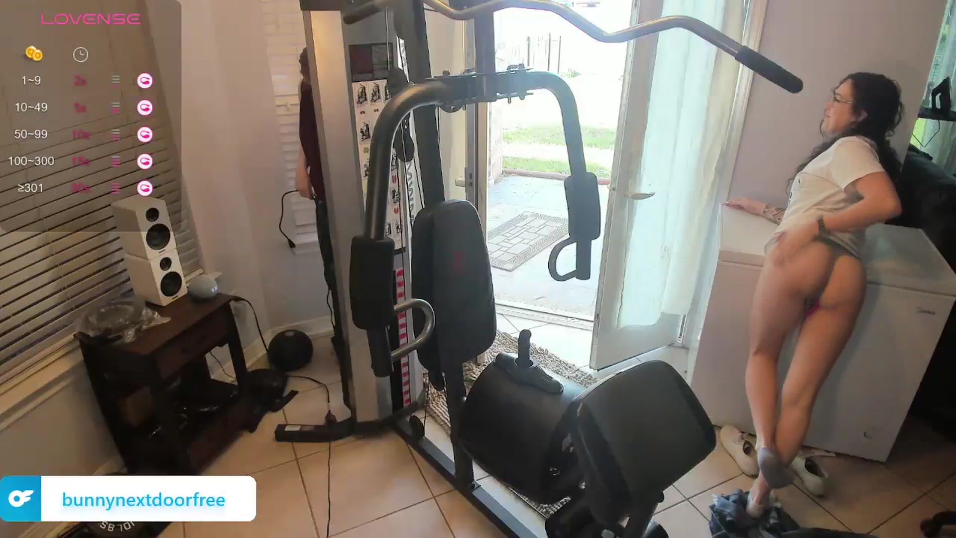 Gallery image thumbnail from BunnyNextDoor's myfreecams stream on, 03/26/2024, 14:40 image 9 of 20