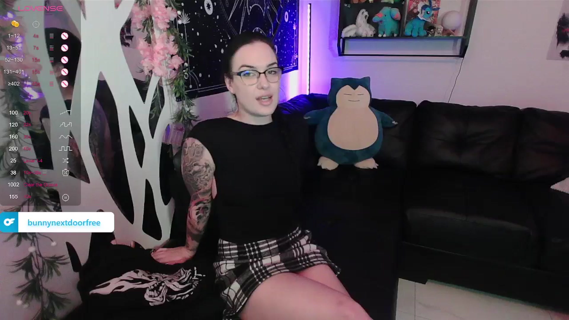 Gallery image thumbnail from BunnyNextDoor's myfreecams stream on, 03/27/2024, 13:27 image 13 of 20