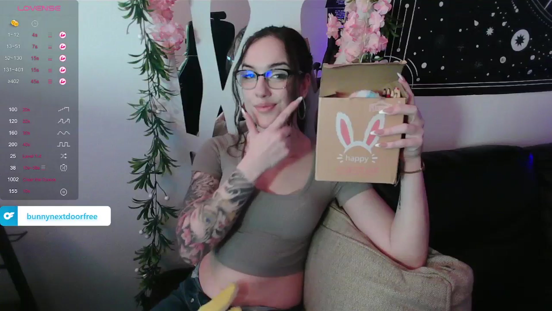 Gallery image thumbnail from BunnyNextDoor's myfreecams stream on, 03/29/2024, 16:00 image 20 of 20