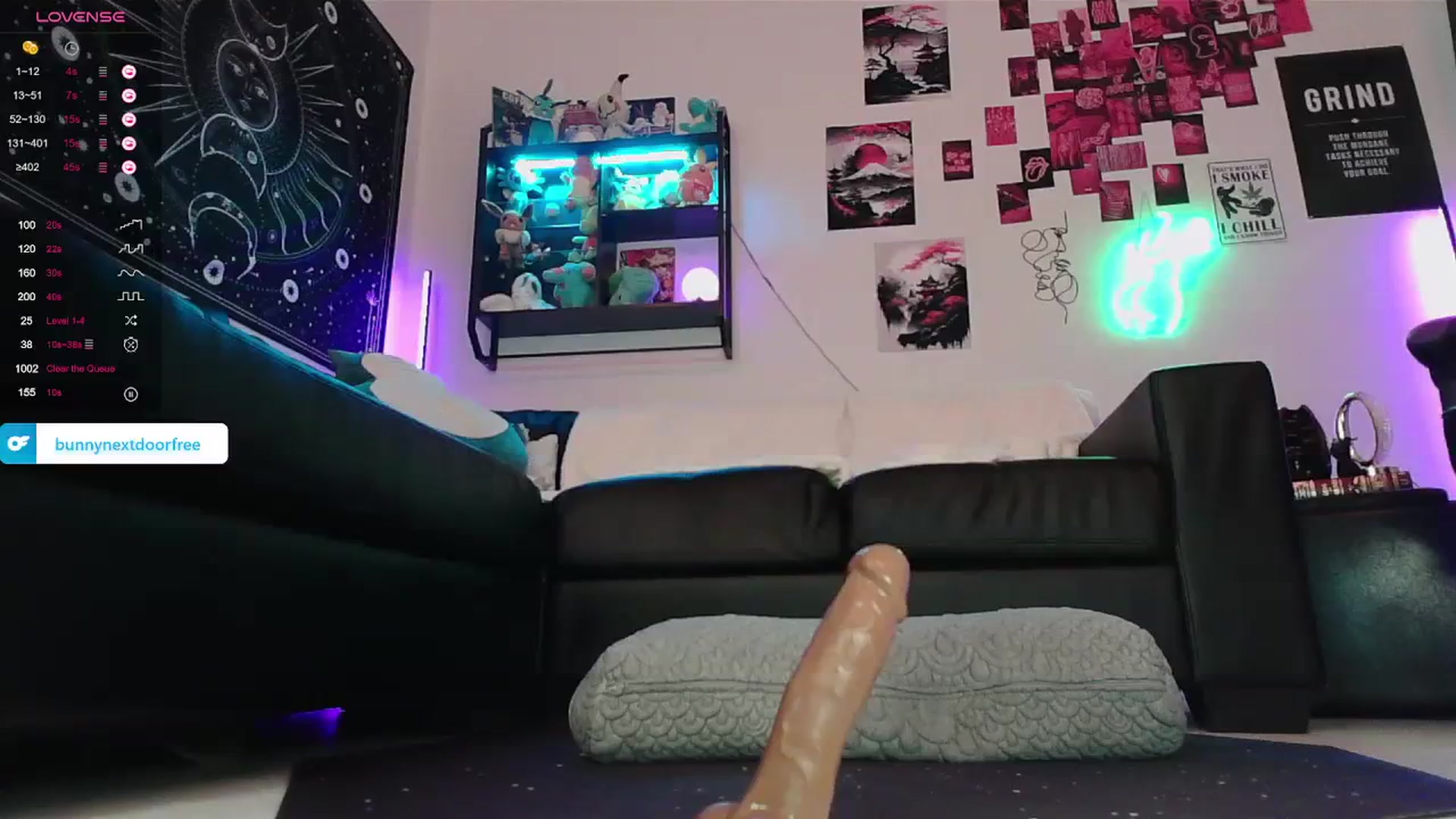 Gallery image thumbnail from BunnyNextDoor's myfreecams stream on, 04/06/2024, 20:31 image 1 of 20