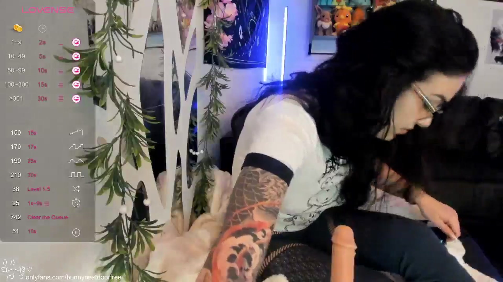 Gallery image thumbnail from BunnyNextDoor's myfreecams stream on, 05/06/2024, 12:45 image 17 of 20