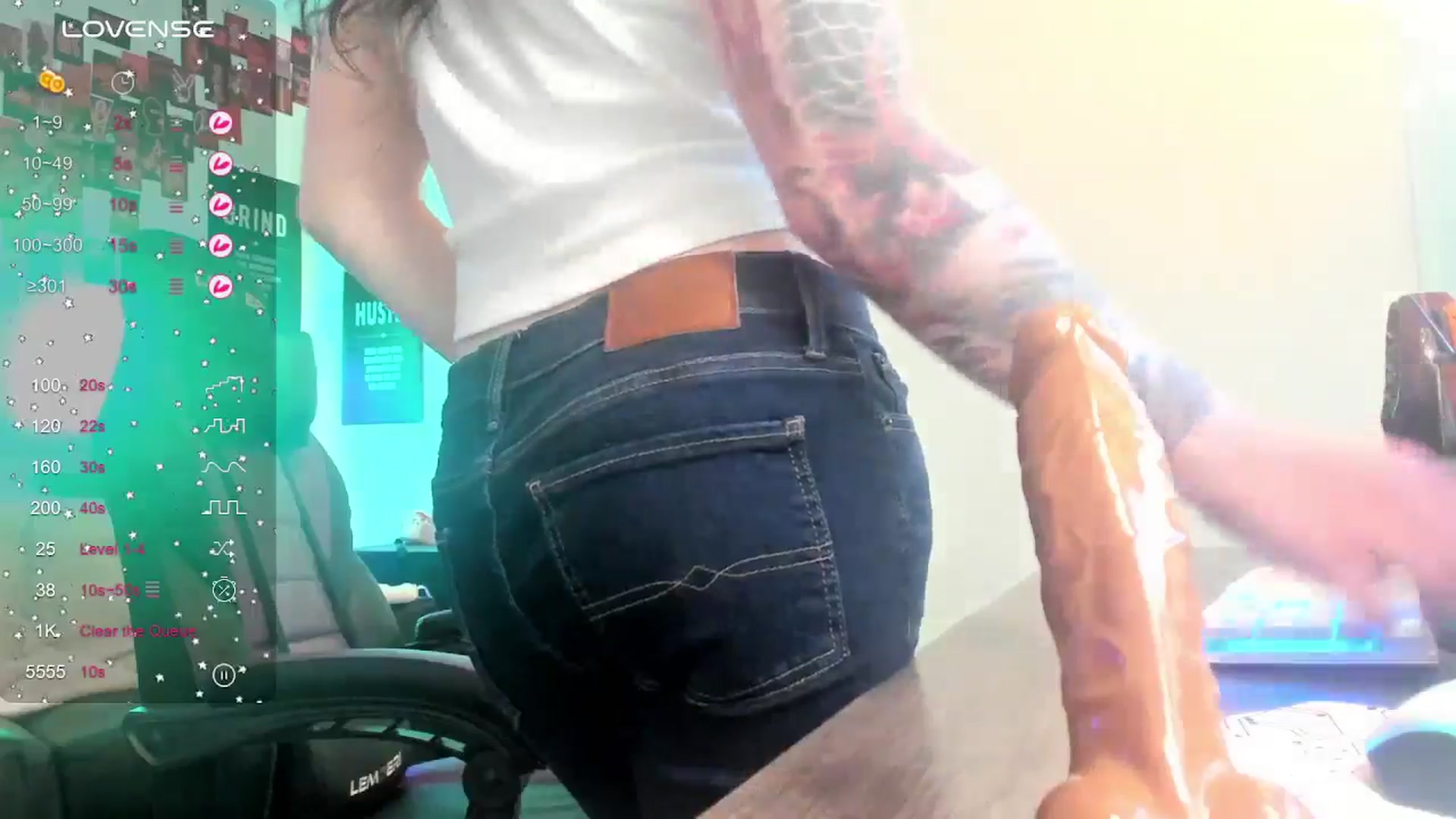 Gallery image thumbnail from BunnyNextDoor's myfreecams stream on, 05/20/2024, 19:04 image 8 of 20