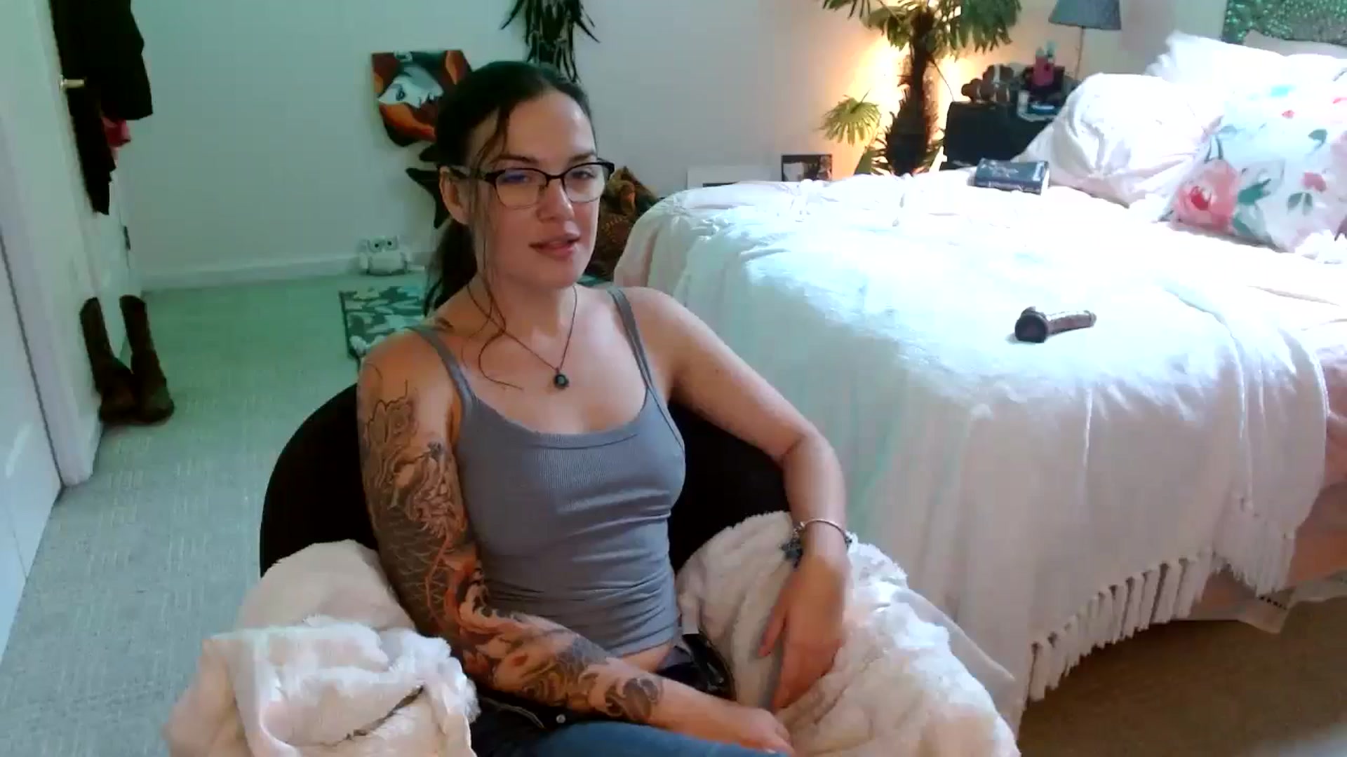 Gallery image thumbnail from BunnyNextDoor's myfreecams stream on, 08/31/2024, 17:26 image 9 of 20
