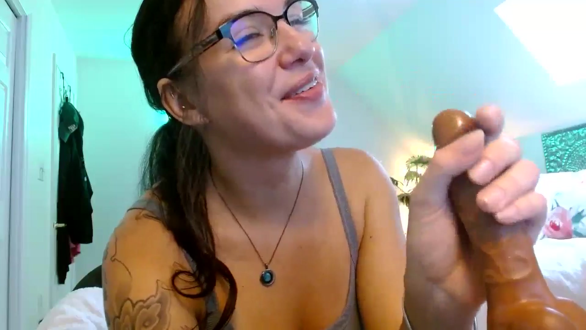 Gallery image thumbnail from BunnyNextDoor's myfreecams stream on, 08/31/2024, 18:43 image 6 of 20