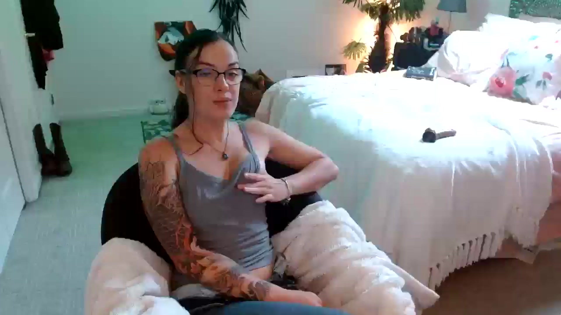Gallery image thumbnail from BunnyNextDoor's myfreecams stream on, 08/31/2024, 18:43 image 2 of 20