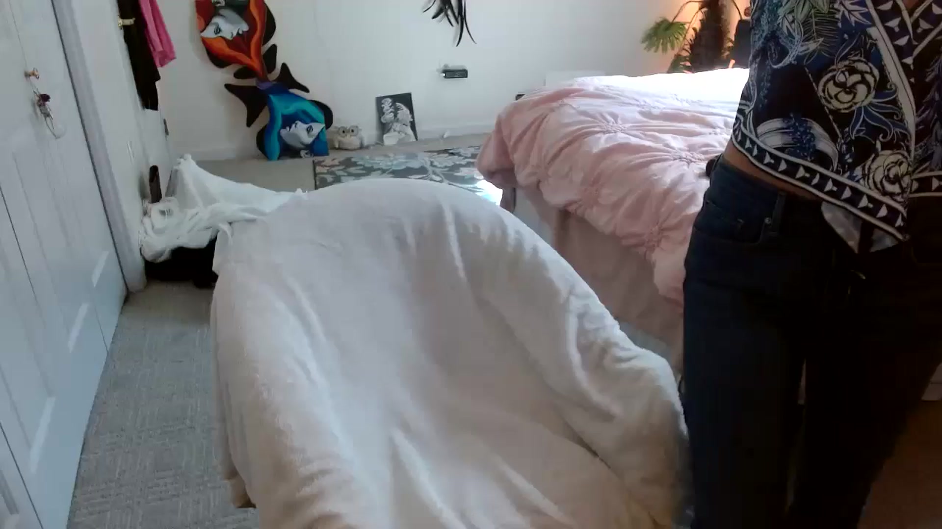 Gallery image thumbnail from BunnyNextDoor's myfreecams stream on, 09/06/2024, 17:36 image 1 of 20