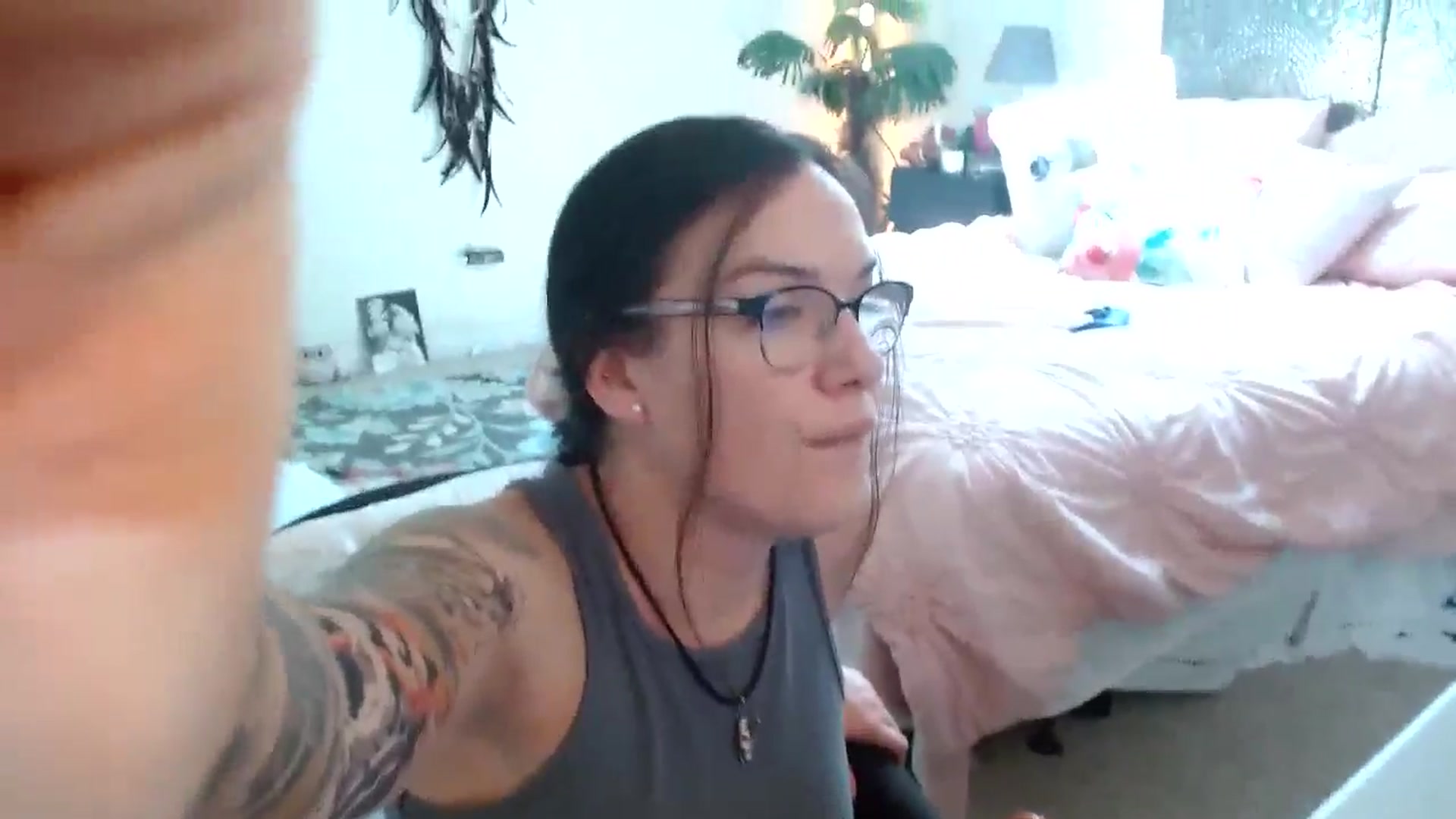 Gallery image thumbnail from BunnyNextDoor's myfreecams stream on, 09/06/2024, 17:36 image 6 of 20