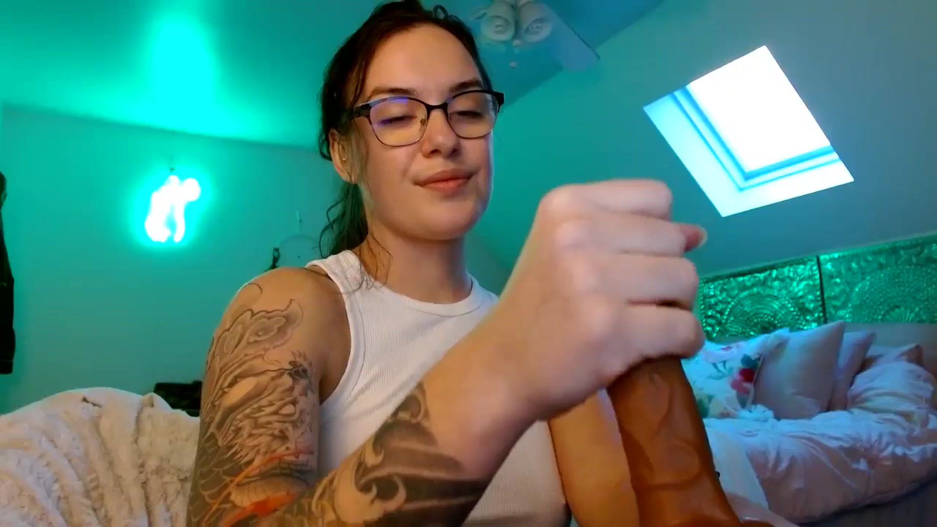 Gallery image thumbnail from BunnyNextDoor's myfreecams stream on, 10/24/2024, 22:04 image 2 of 20