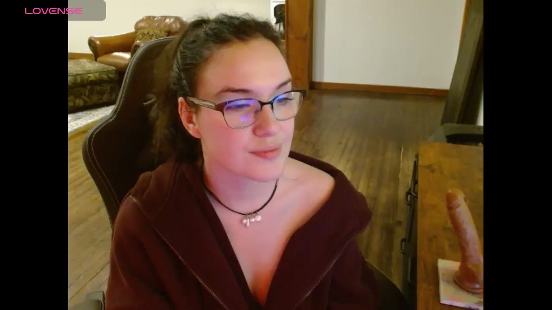 Gallery image thumbnail from BunnyNextDoor's myfreecams stream on, 05/06/2025, 01:12 image 11 of 20