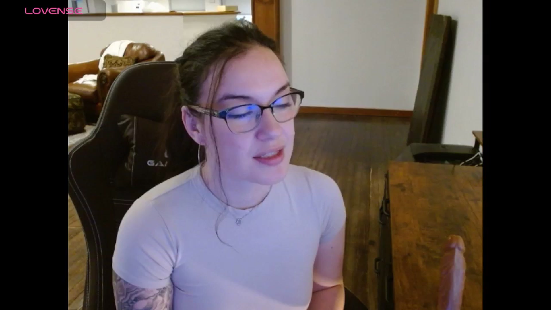 Gallery image thumbnail from BunnyNextDoor's myfreecams stream on, 05/06/2025, 17:40 image 2 of 20