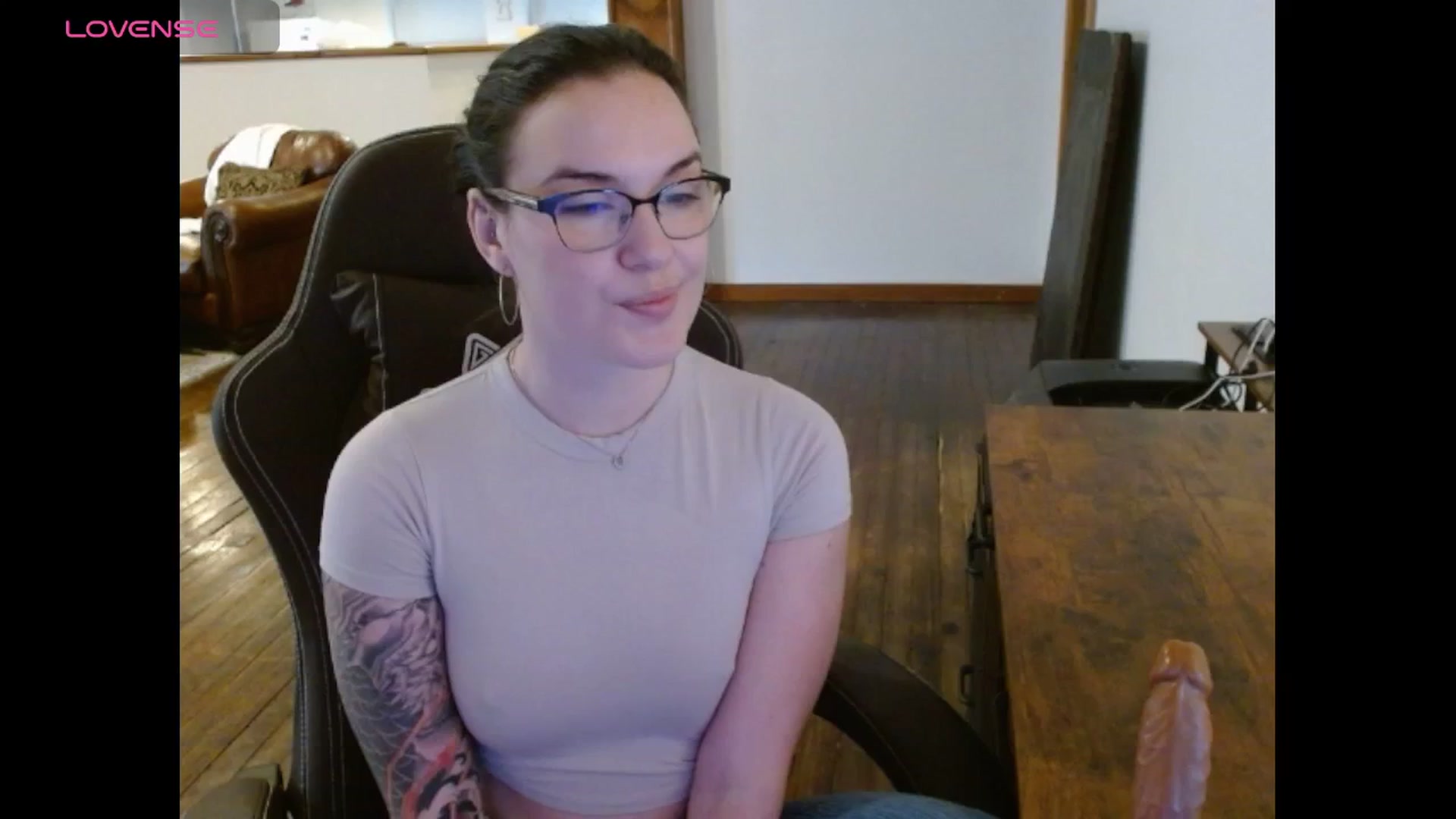 Gallery image thumbnail from BunnyNextDoor's myfreecams stream on, 05/06/2025, 17:40 image 17 of 20
