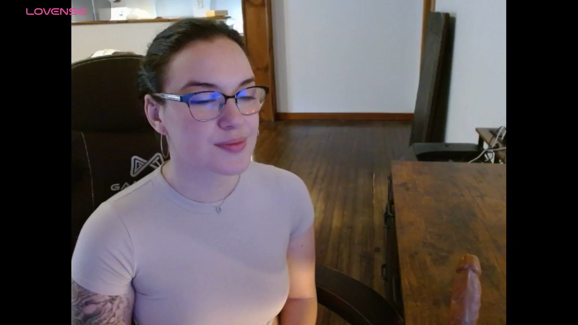 Gallery image thumbnail from BunnyNextDoor's myfreecams stream on, 05/06/2025, 20:05 image 1 of 20