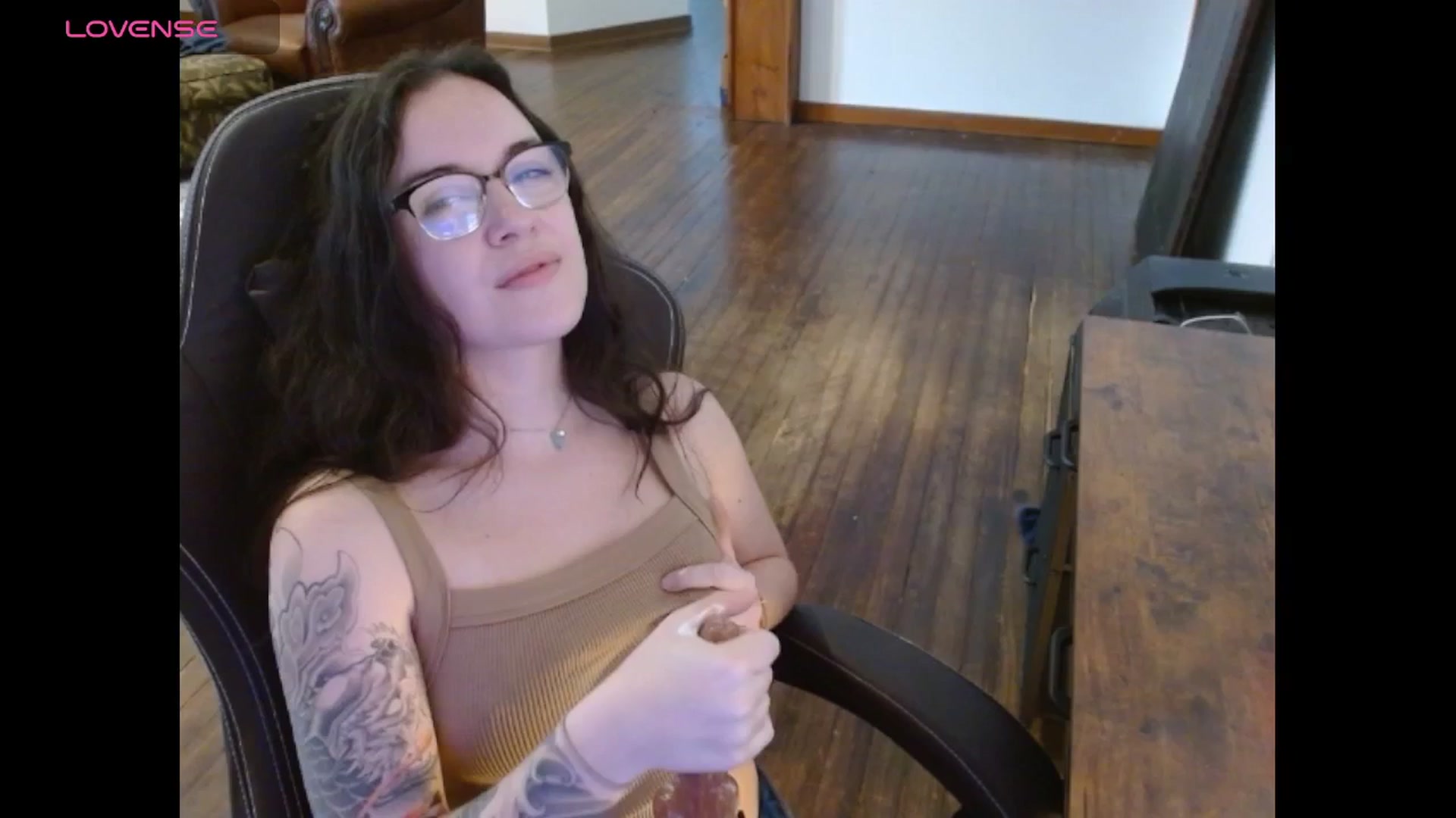 Gallery image thumbnail from BunnyNextDoor's myfreecams stream on, 05/07/2025, 19:10 image 7 of 20
