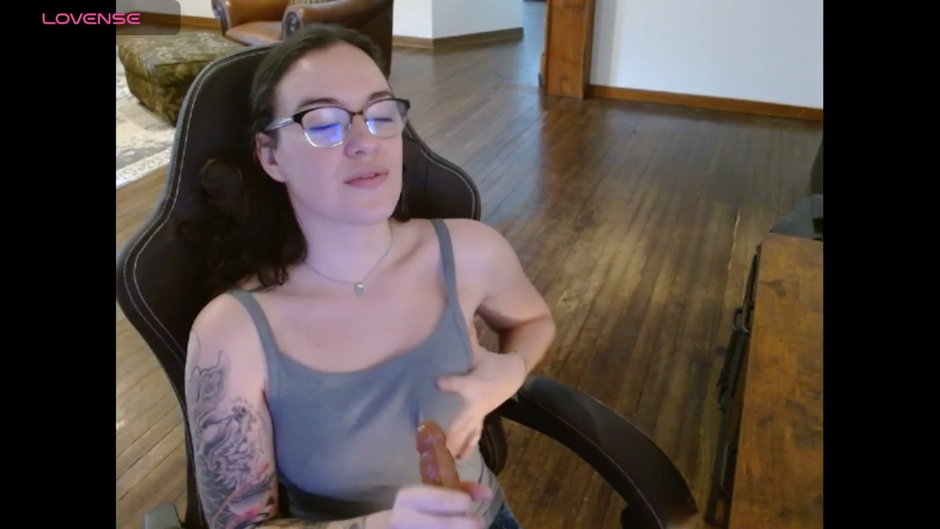 Gallery image thumbnail from BunnyNextDoor's myfreecams stream on, 05/08/2025, 15:01 image 11 of 20