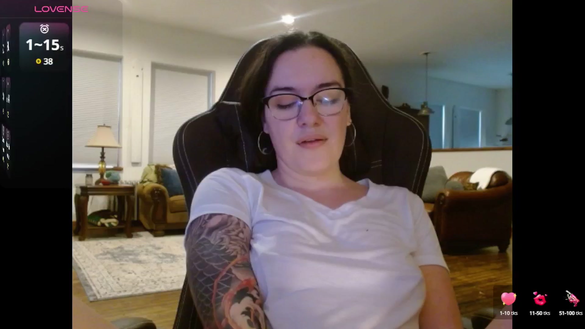 Gallery image thumbnail from BunnyNextDoor's myfreecams stream on, 05/13/2025, 18:00 image 12 of 20