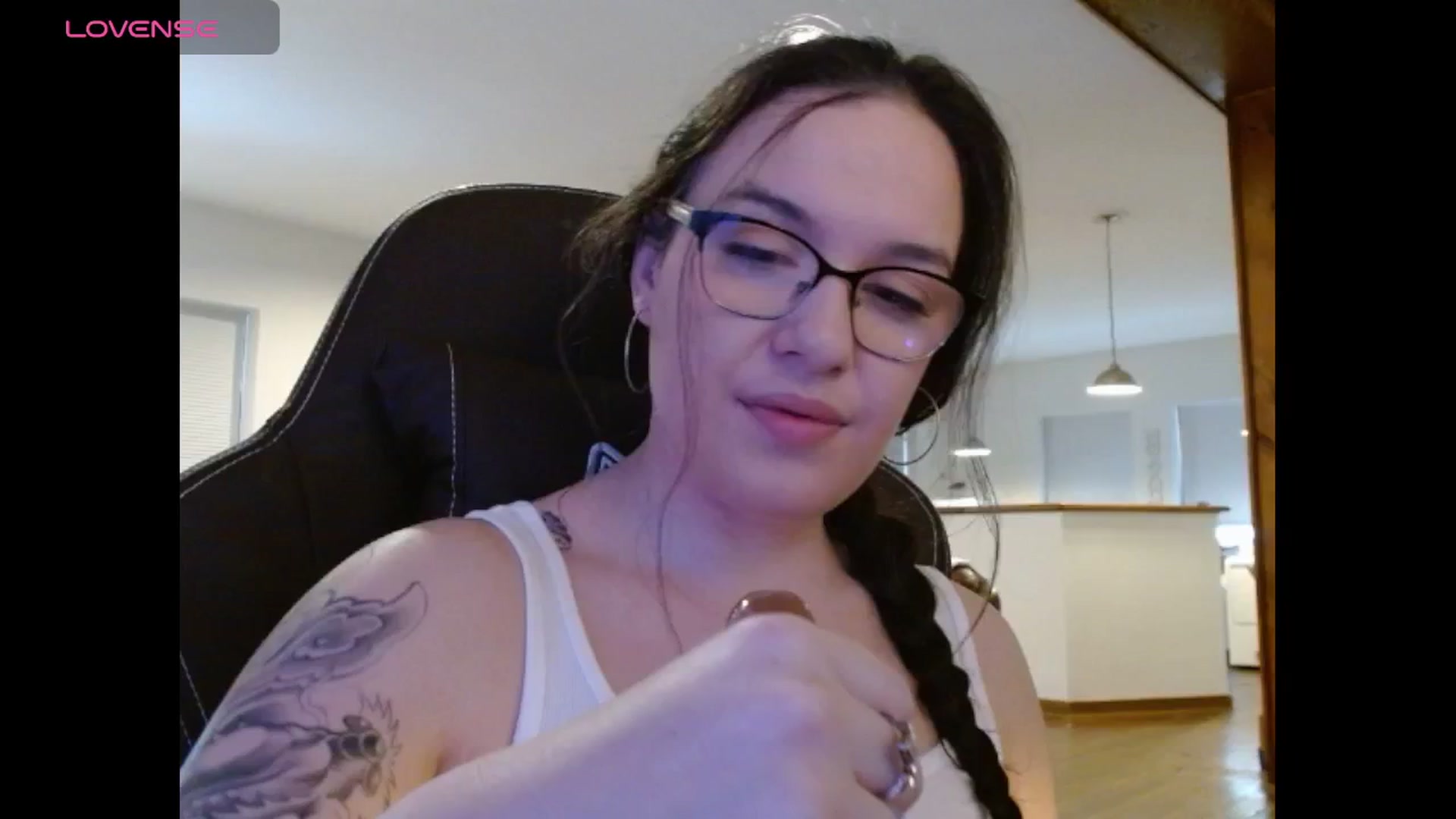 Gallery image thumbnail from BunnyNextDoor's myfreecams stream on, 05/15/2025, 14:45 image 2 of 20