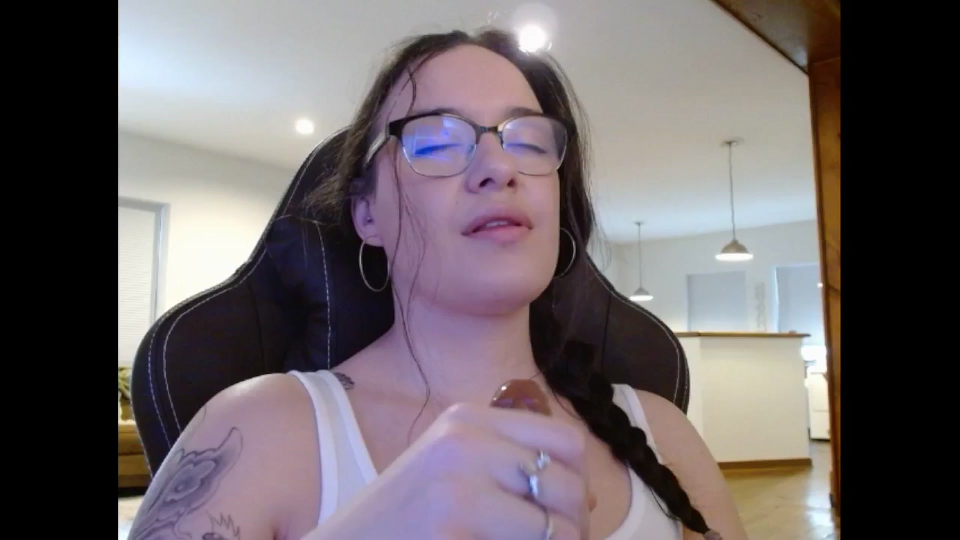 Gallery image thumbnail from BunnyNextDoor's myfreecams stream on, 05/15/2025, 14:45 image 15 of 20