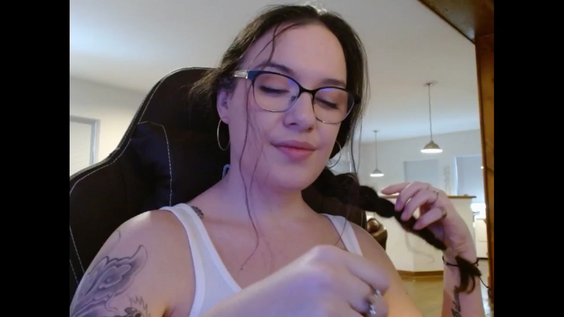 Gallery image thumbnail from BunnyNextDoor's myfreecams stream on, 05/15/2025, 14:45 image 13 of 20