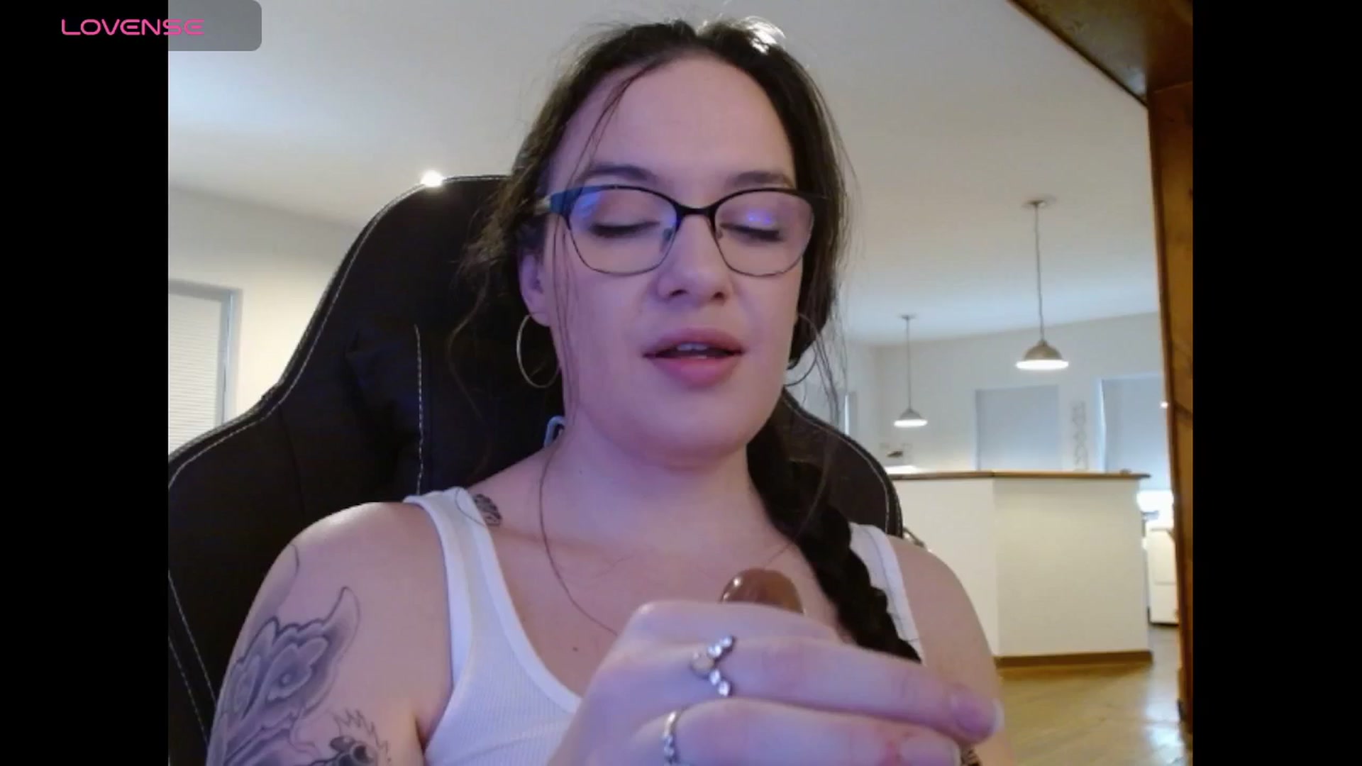 Gallery image thumbnail from BunnyNextDoor's myfreecams stream on, 05/15/2025, 14:45 image 5 of 20