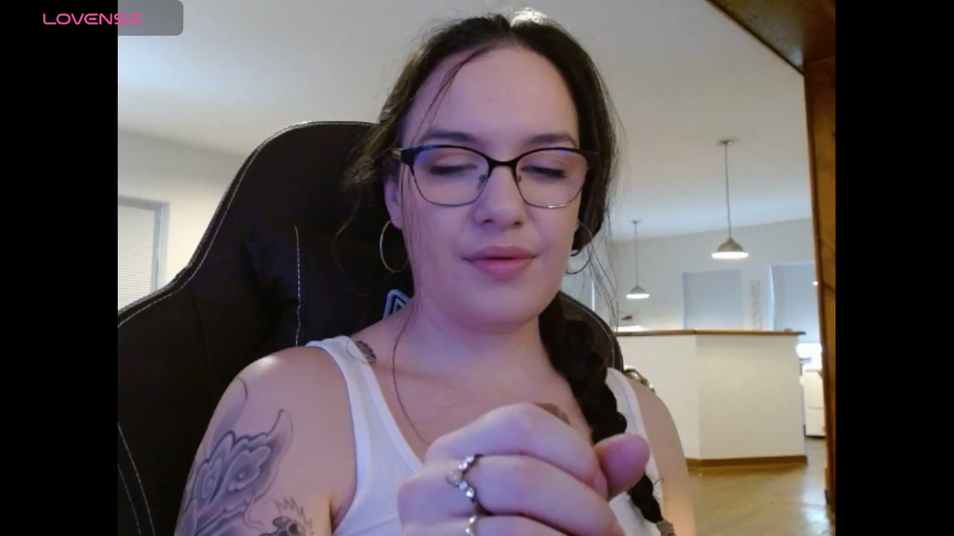 Gallery image thumbnail from BunnyNextDoor's myfreecams stream on, 05/15/2025, 14:45 image 1 of 20