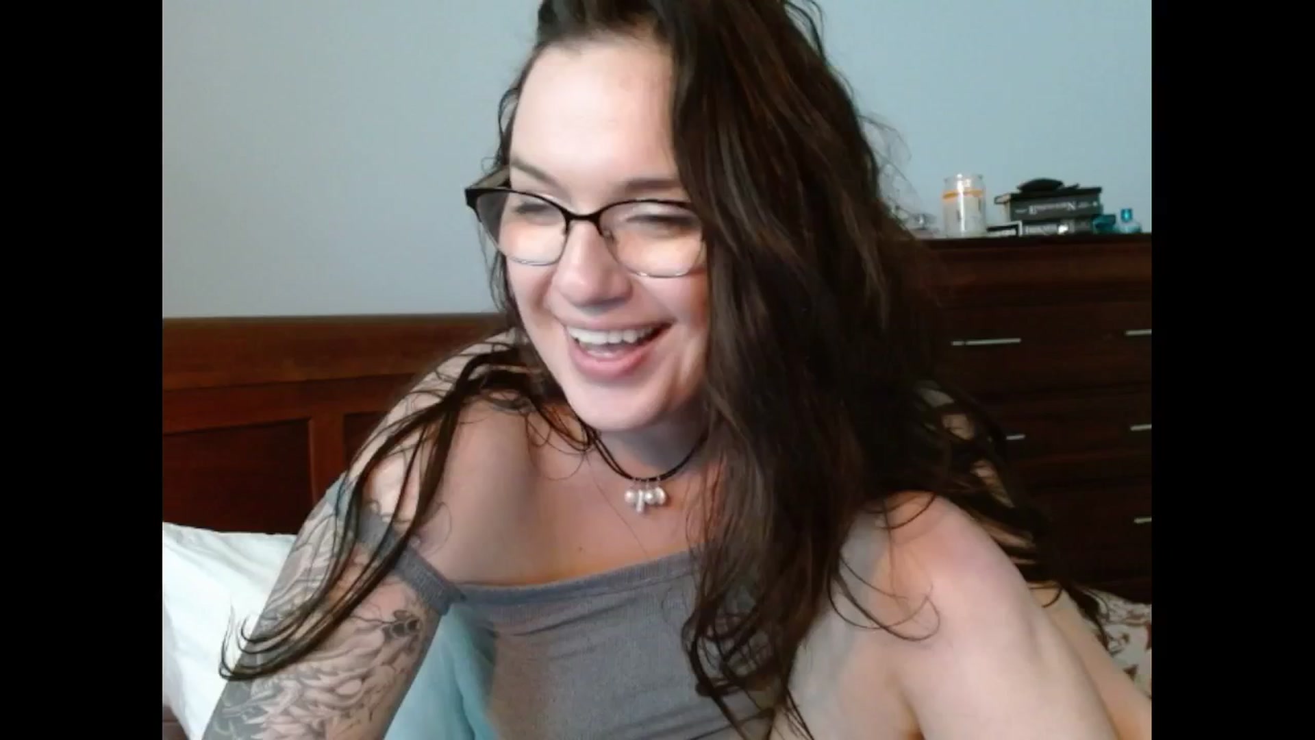 Gallery image thumbnail from BunnyNextDoor's myfreecams stream on, 05/19/2025, 20:22 image 14 of 20